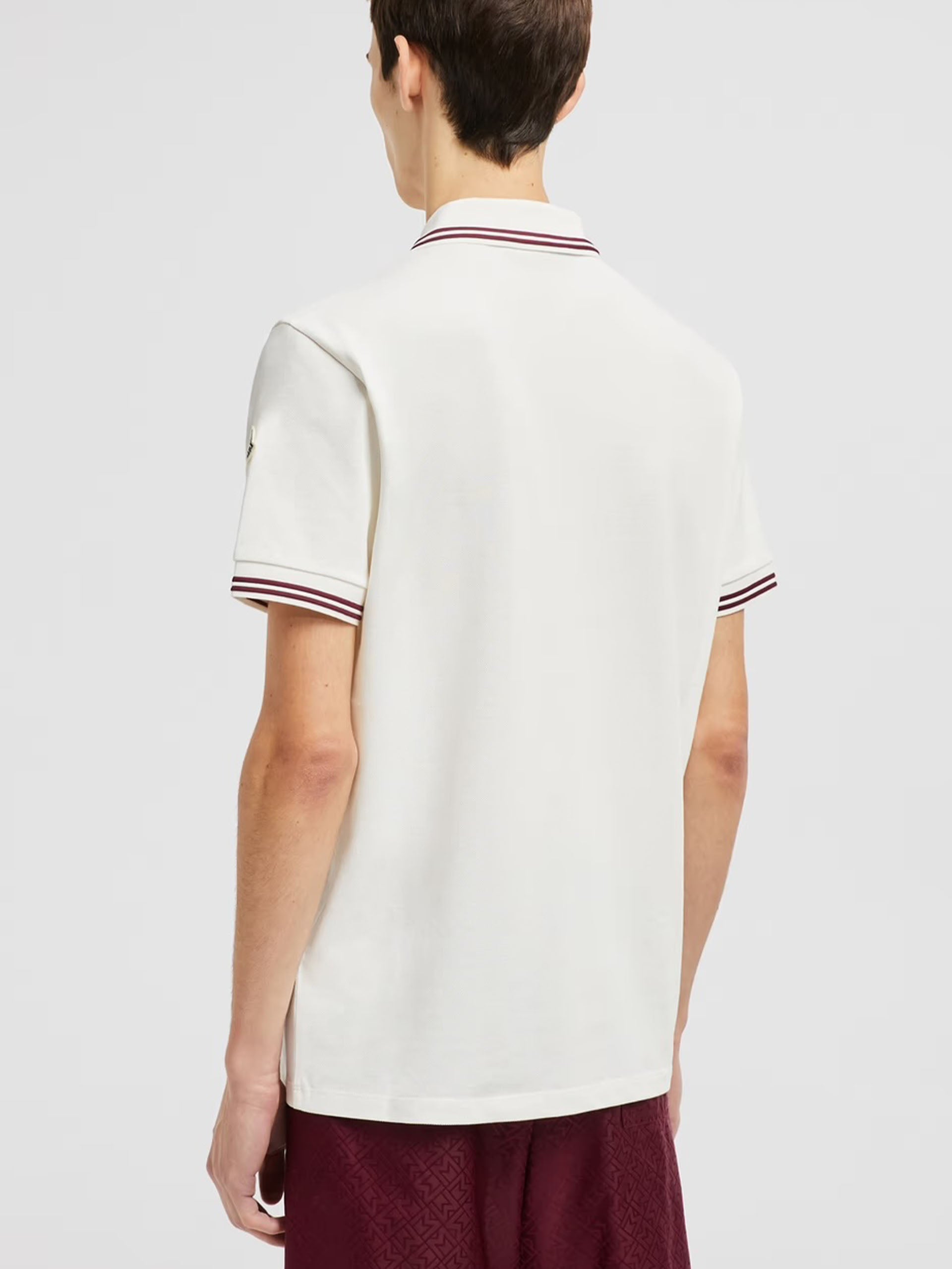 MONCLER - Poloshirt mit Logo-Aufnäher für Herren in Weiss - White