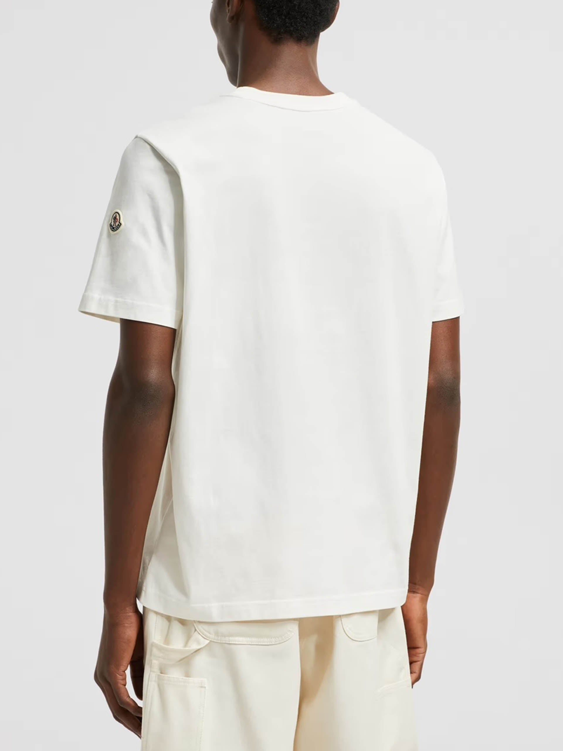 MONCLER - T-Shirt mit Logo-Details für Herren in Weiss - White