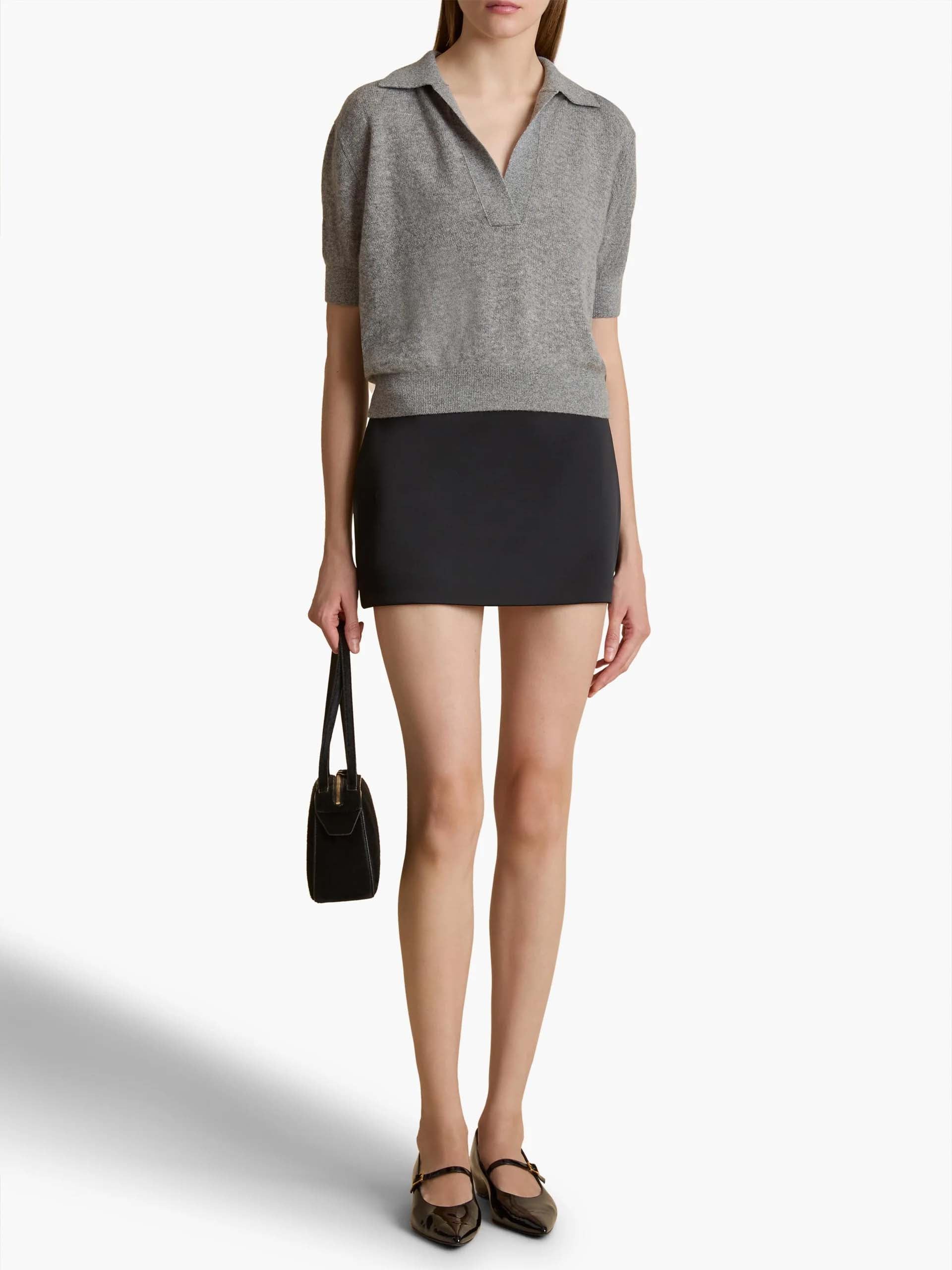 KHAITE - Kurzarm-Pullover Shrunken Jo für Damen in Warm Grau - Warm gray
