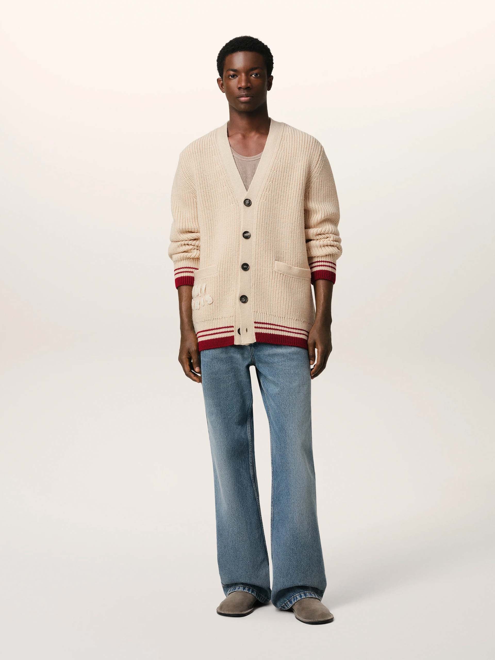 AMI PARIS - Gerippter Cardigan mit Logo-Details