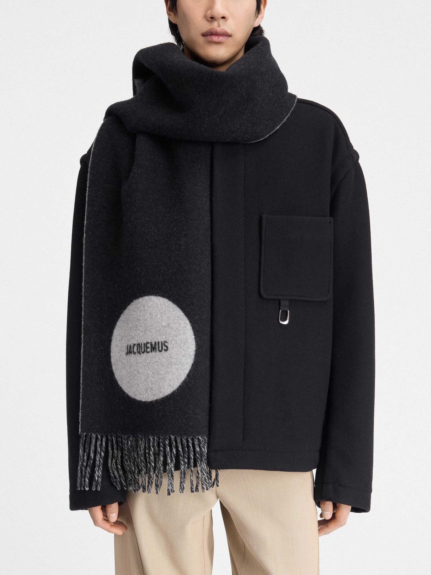 JACQUEMUS - Rond Carré Schal mit Logo aus Schurwolle in Schwarz - Black