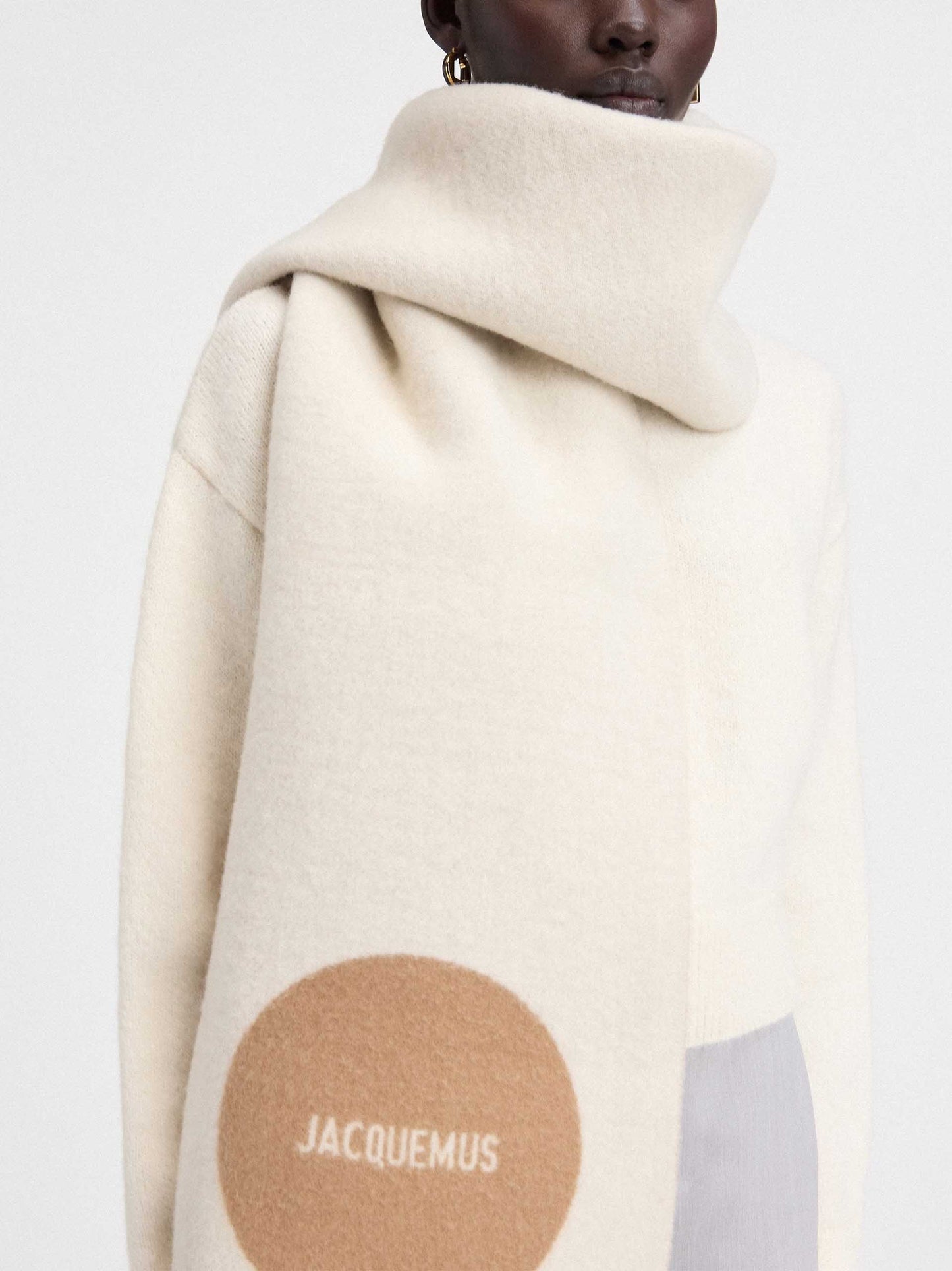 JACQUEMUS - Rond Carré Schal mit Logo aus Schurwolle in Beige
