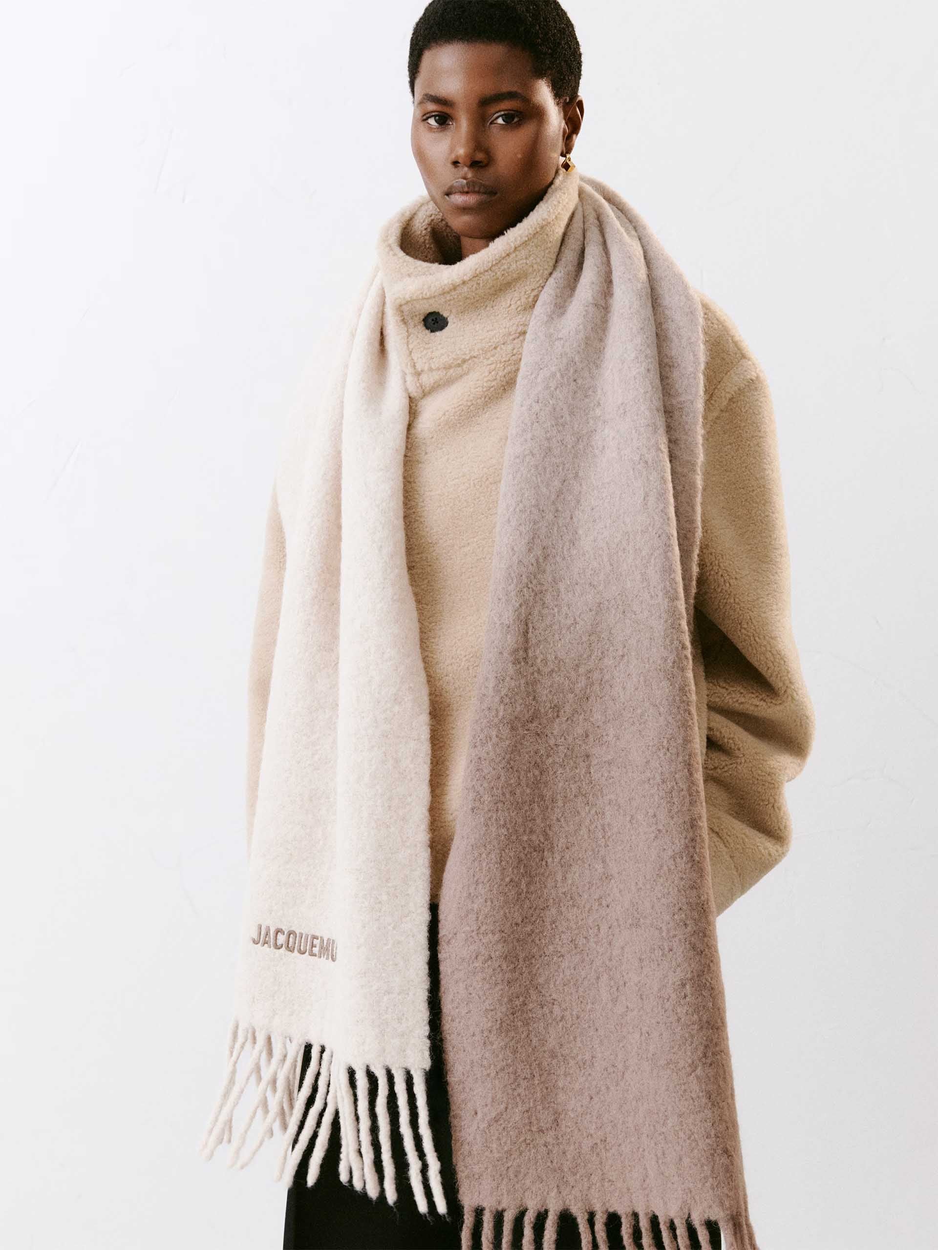 JACQUEMUS - Moisson Schal mit Logo aus Alpakawolle