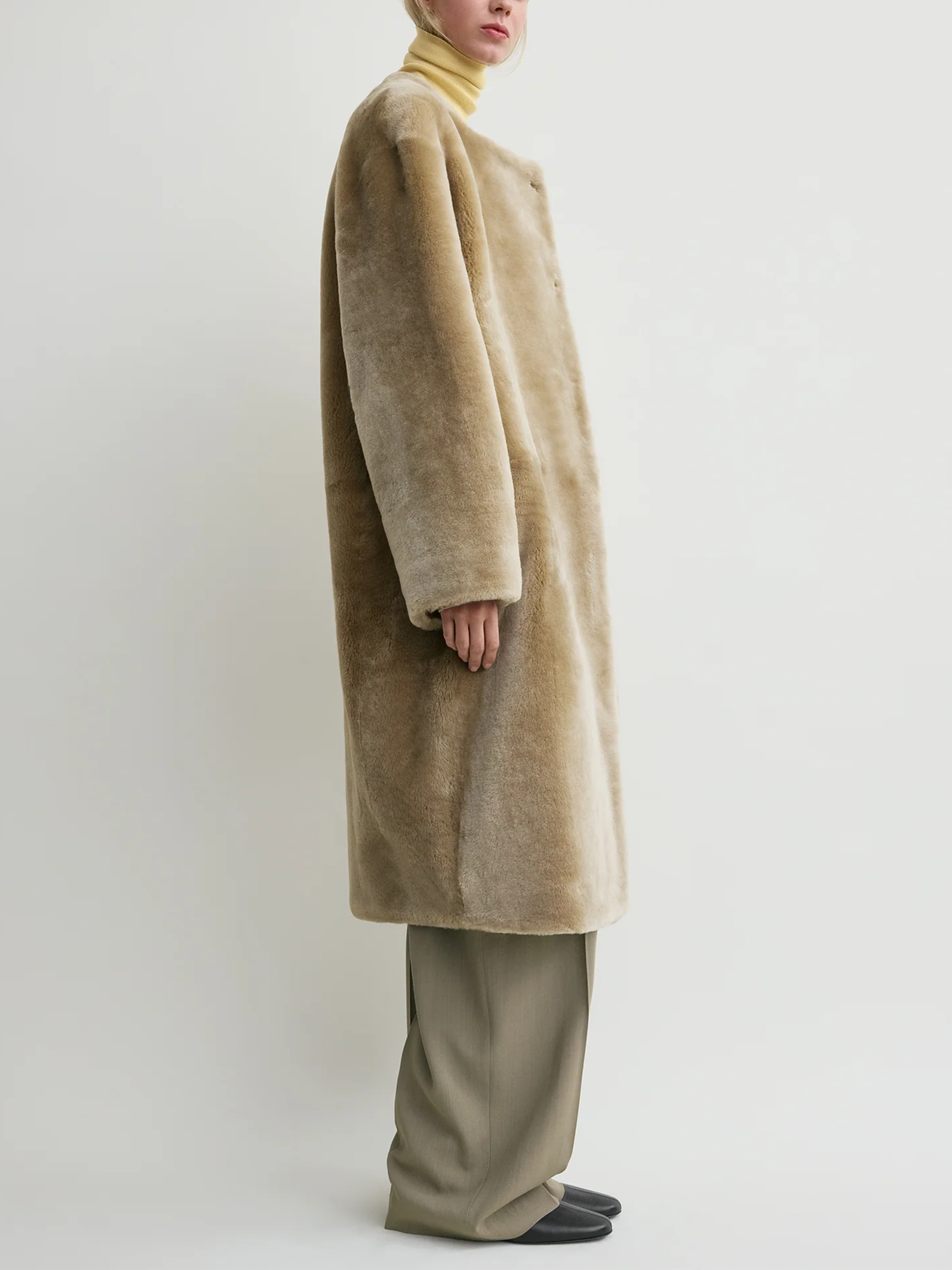 TOTEME - Shearling-Mantel für Damen