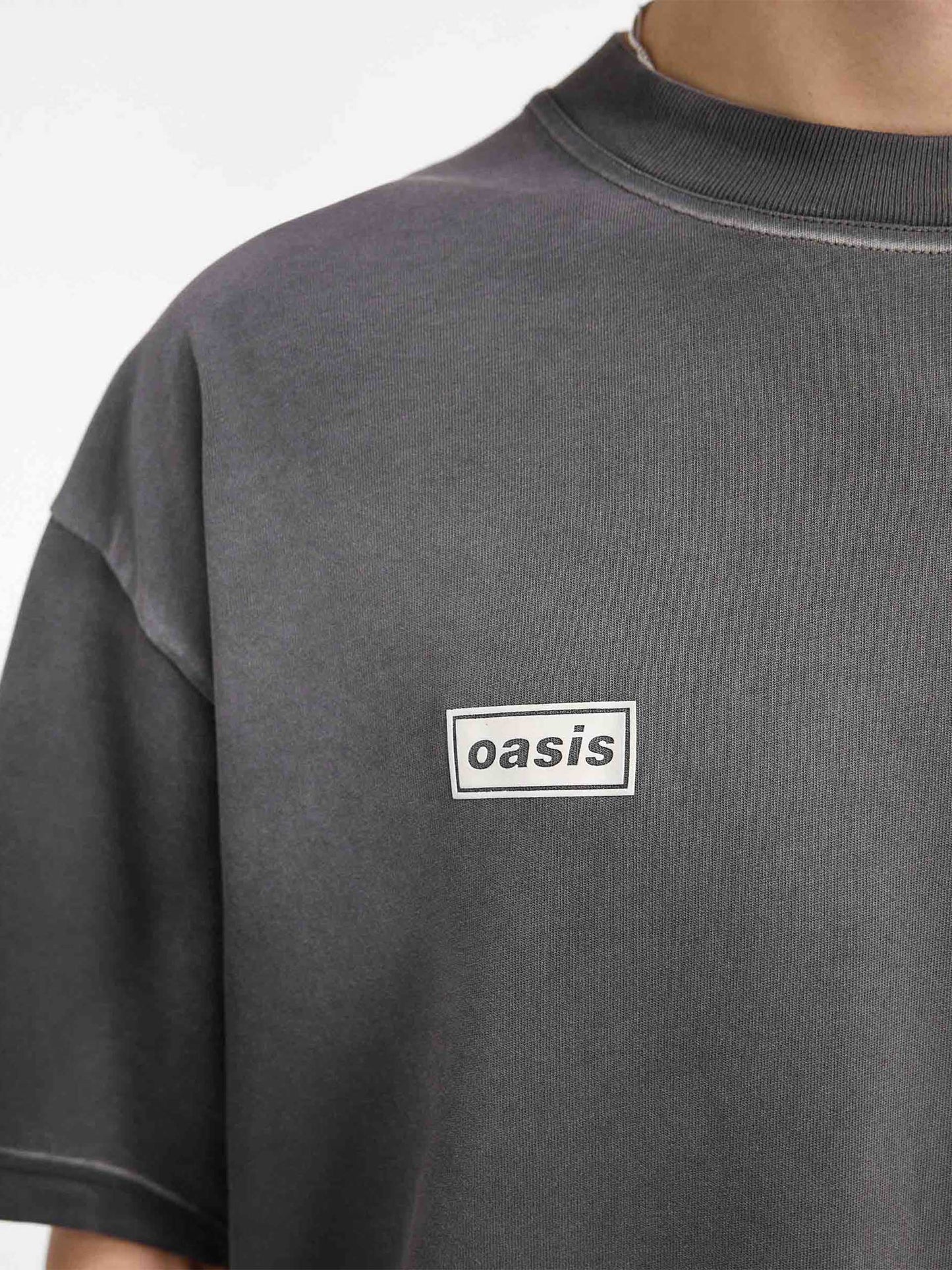 REPRESENT X Oasis Owners Club T-Shirt für Herren in Vintage Schwarz - Vintage Black