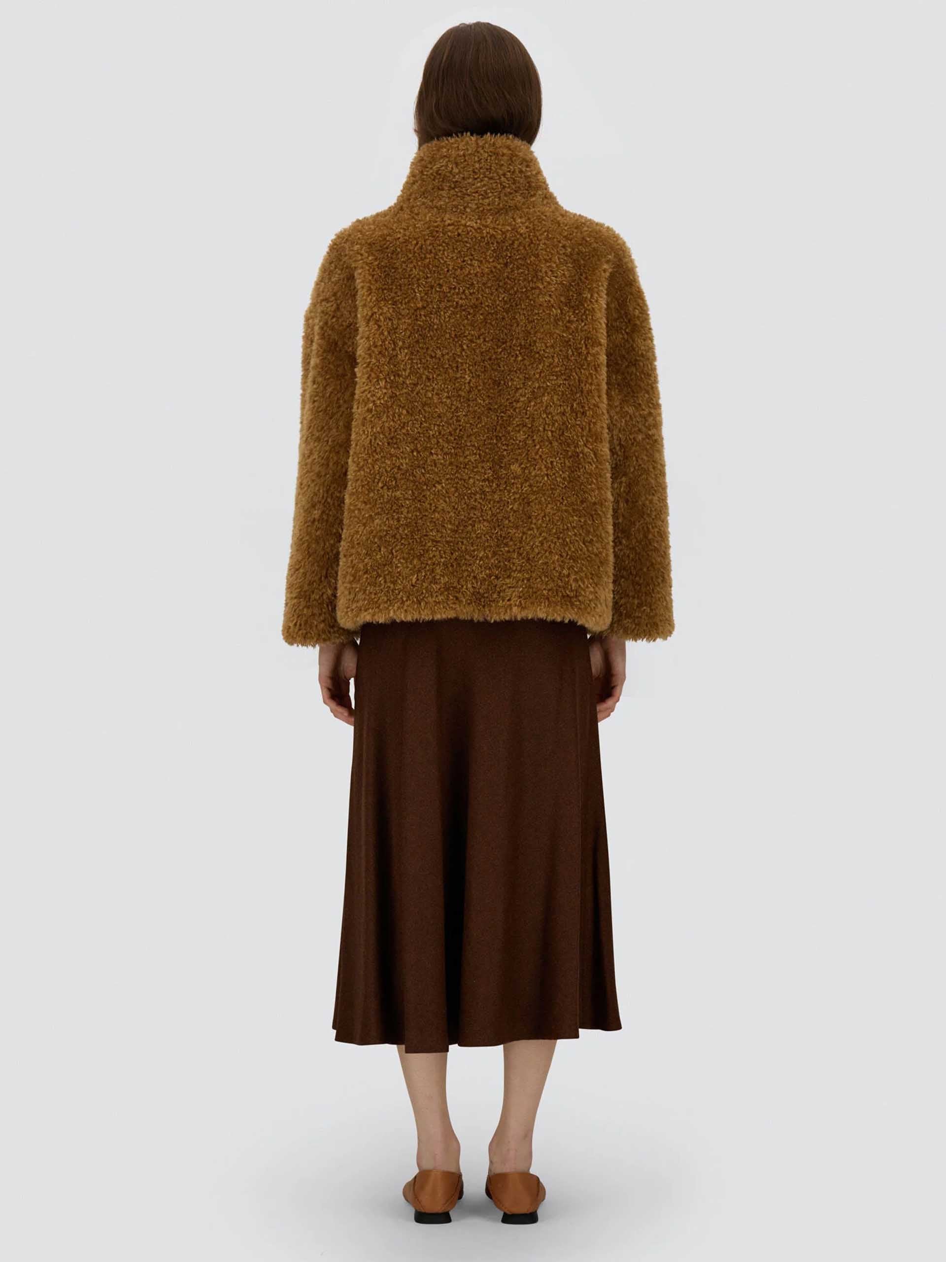 HERNO - Cape aus Faux-Shearling für Damen in Camel Beige