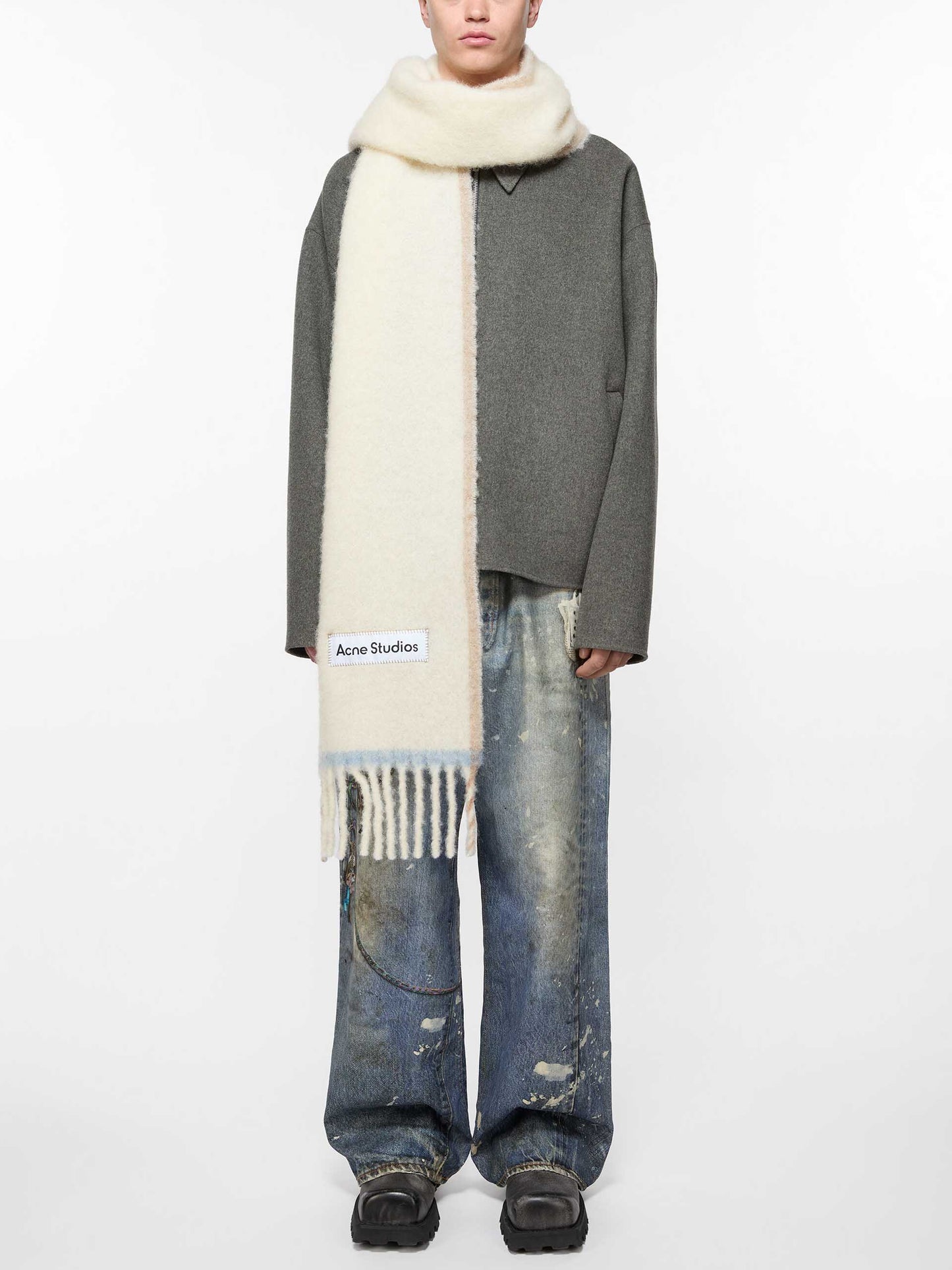 ACNE STUDIOS - Schal mit Fransen aus Wolle und Mohair in Cremeweiß - Cream white