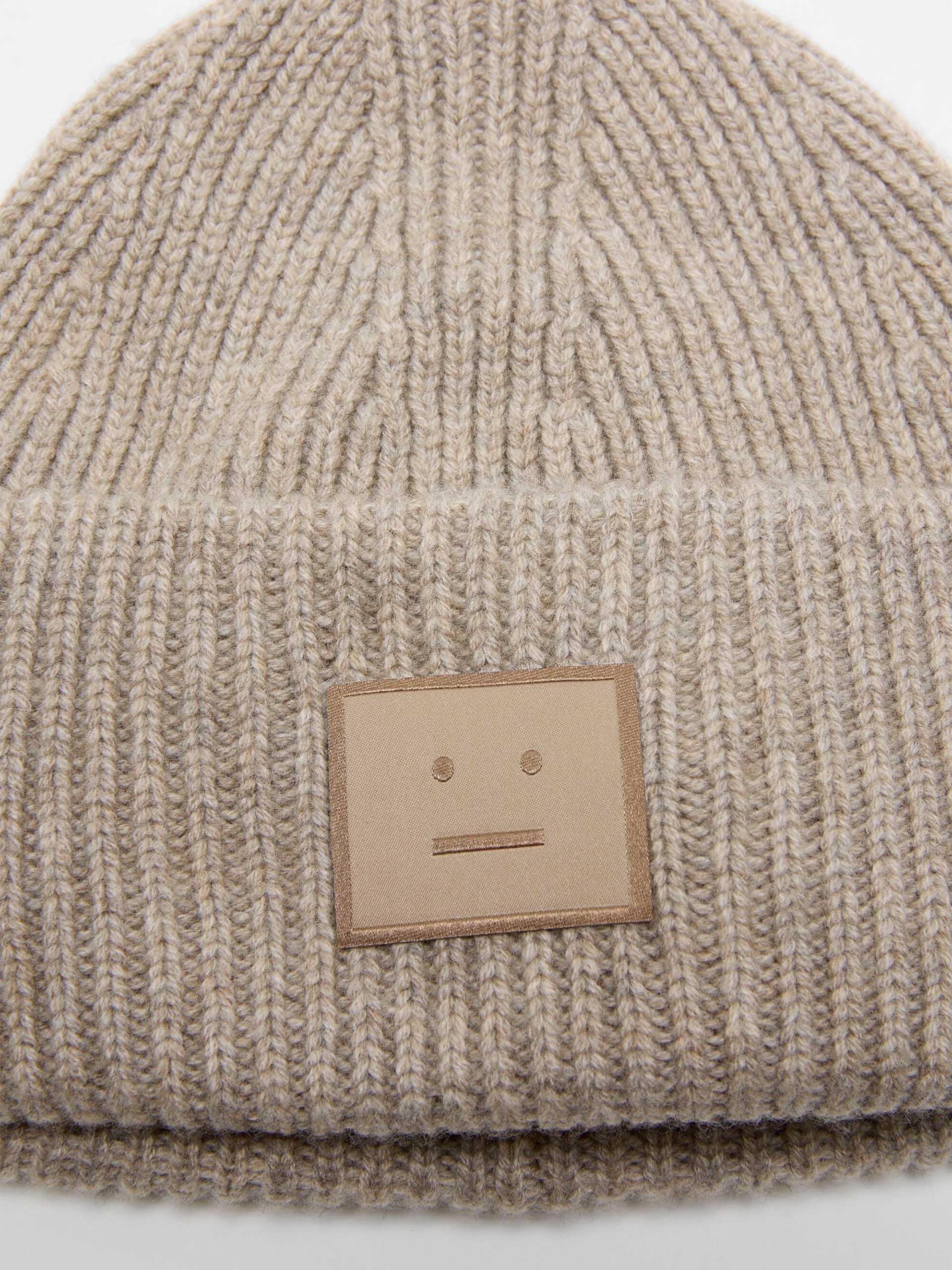 ACNE STUDIOS - Mütze mit Face Logo aus Wollgemisch in Taupe Melange