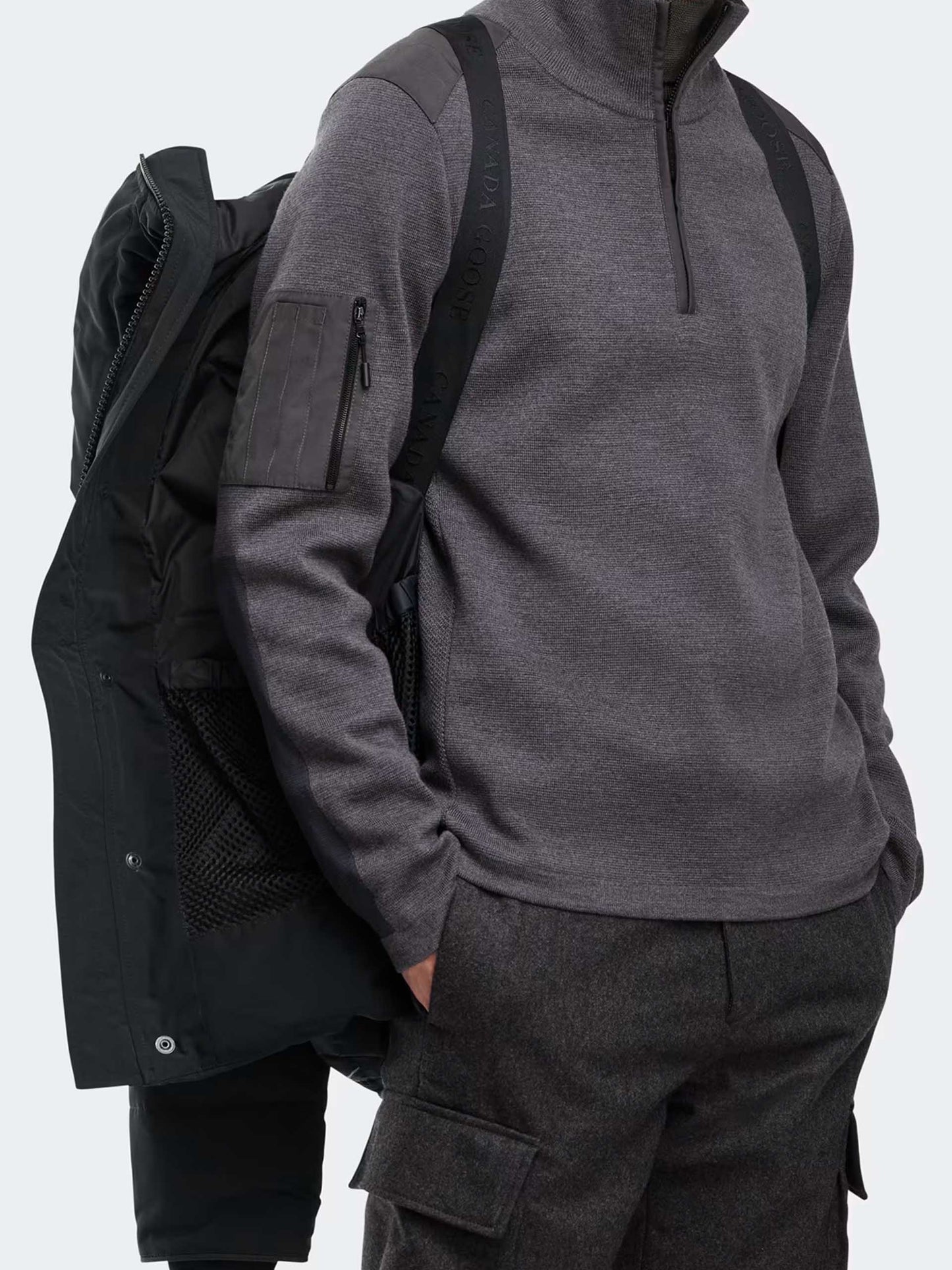 CANADA GOOSE - MacMillan Daunenparka für Herren in Schwarz - Black