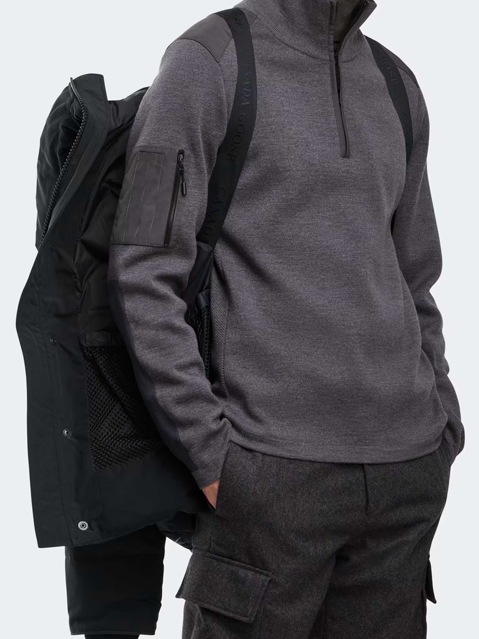 CANADA GOOSE - MacMillan Daunenparka für Herren in Schwarz - Black