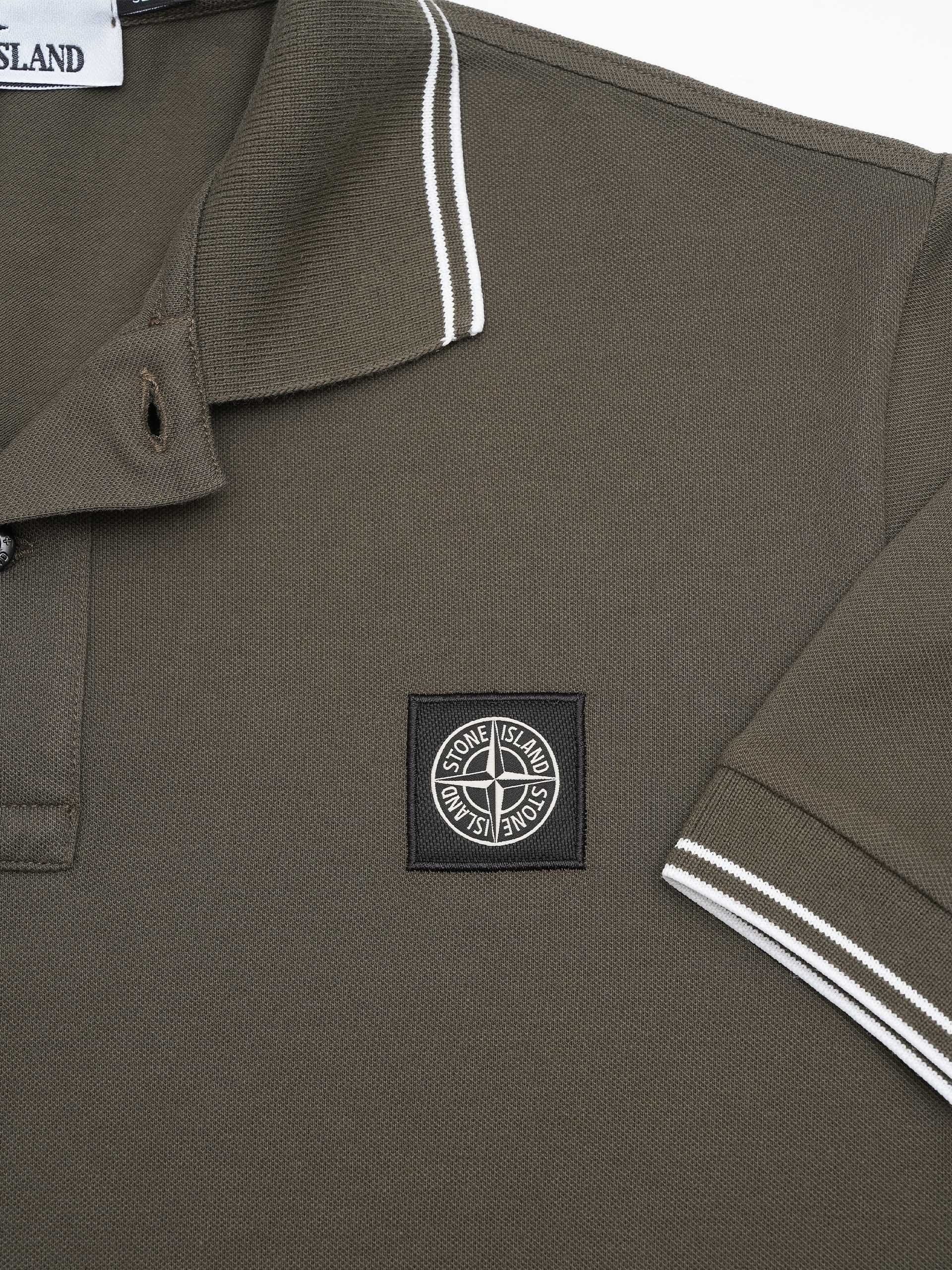 STONE ISLAND - Poloshirt mit Logo-Patch für Herren in Militärgrün - Military green