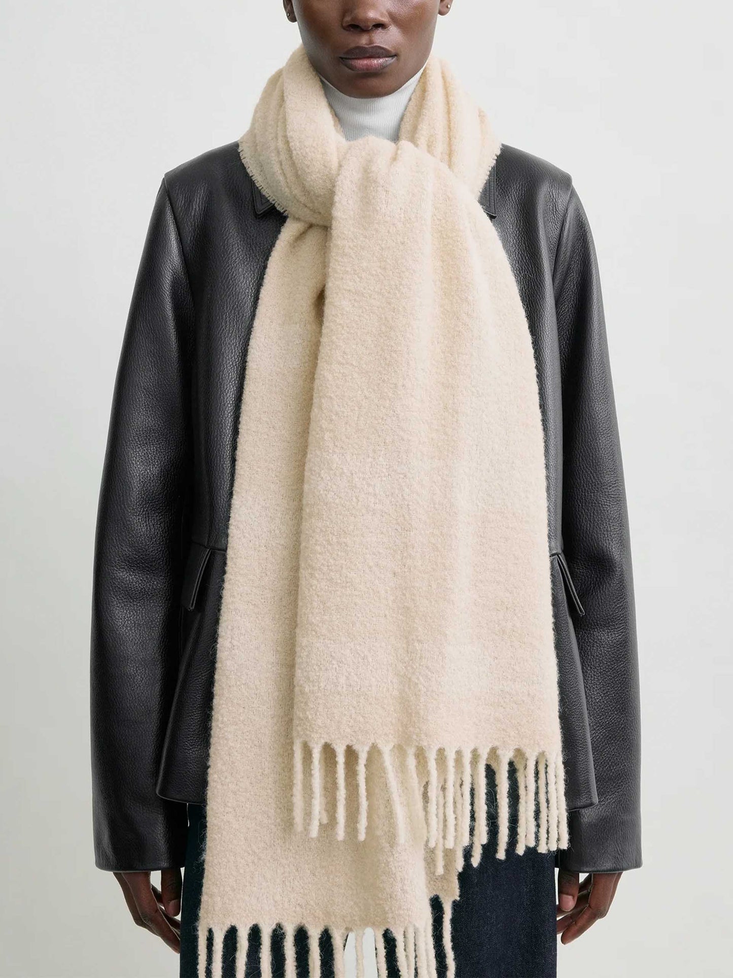 TOTEME - Schal mit Monogramm-Logo für Damen in Ecru / Weiß - Ecru / White