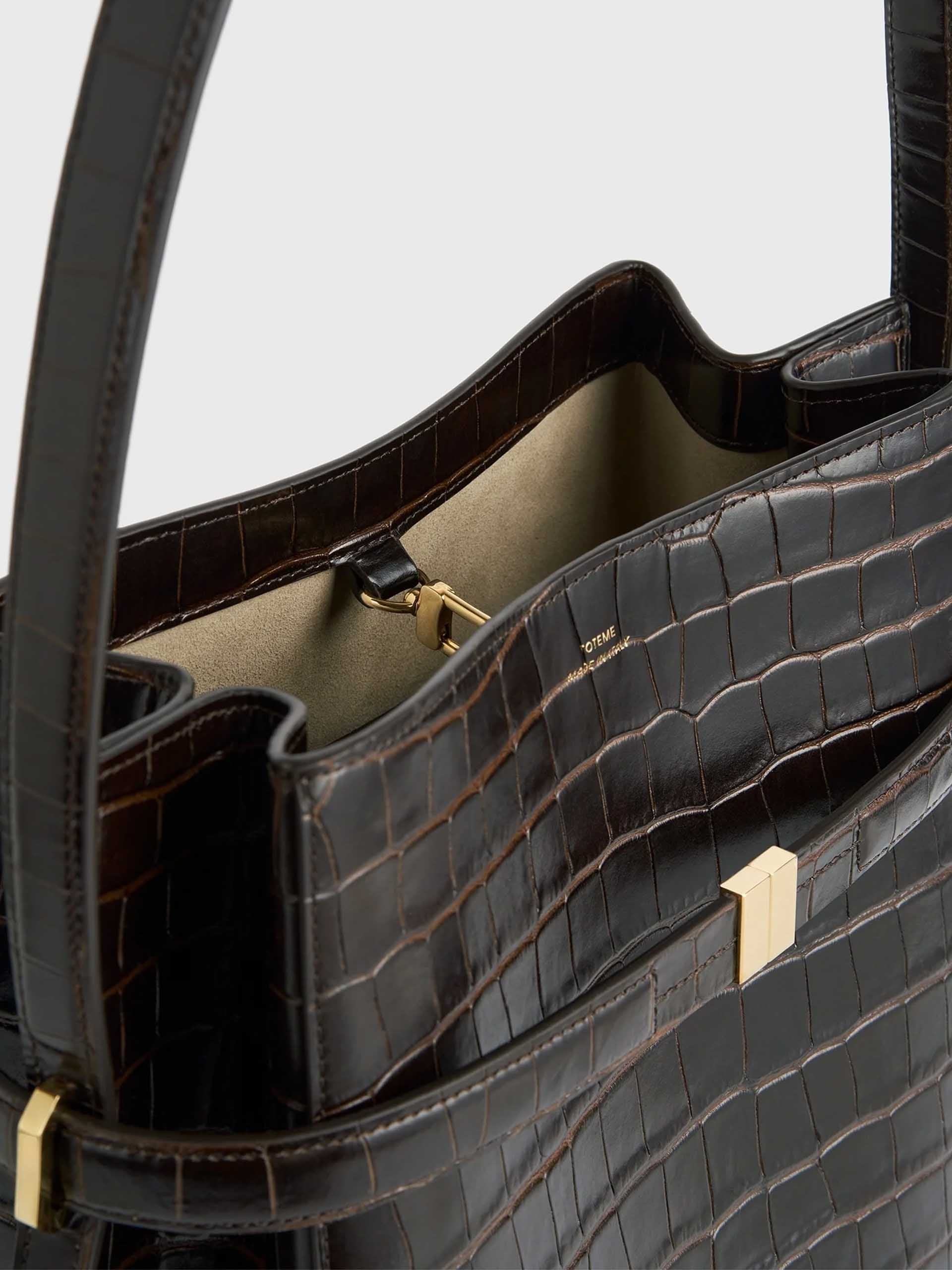 TOTEME - Bucket Bag aus Leder mit Kroko-Prägung