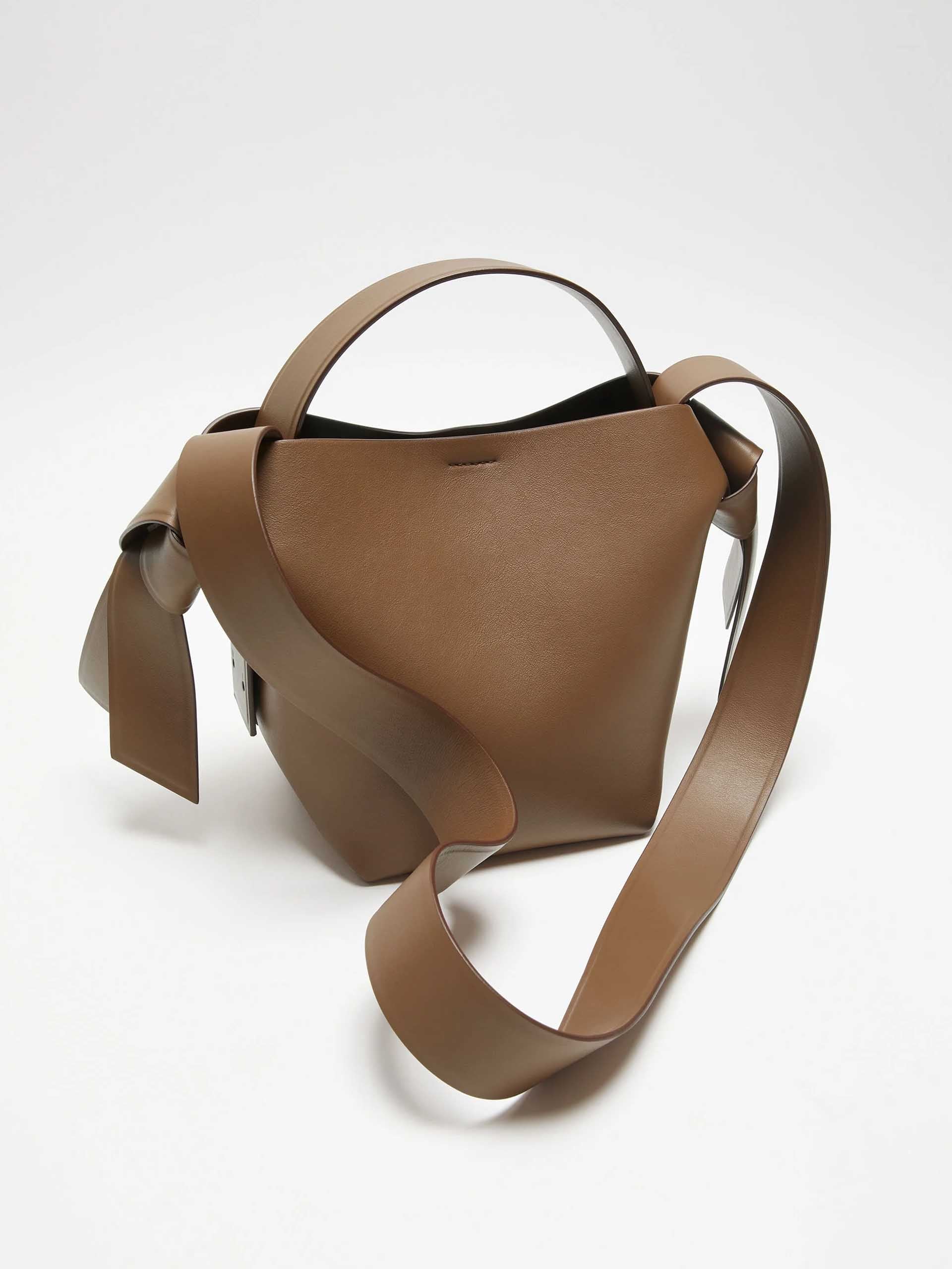 ACNE STUDIOS - Musubi Mini Schultertasche aus Leder