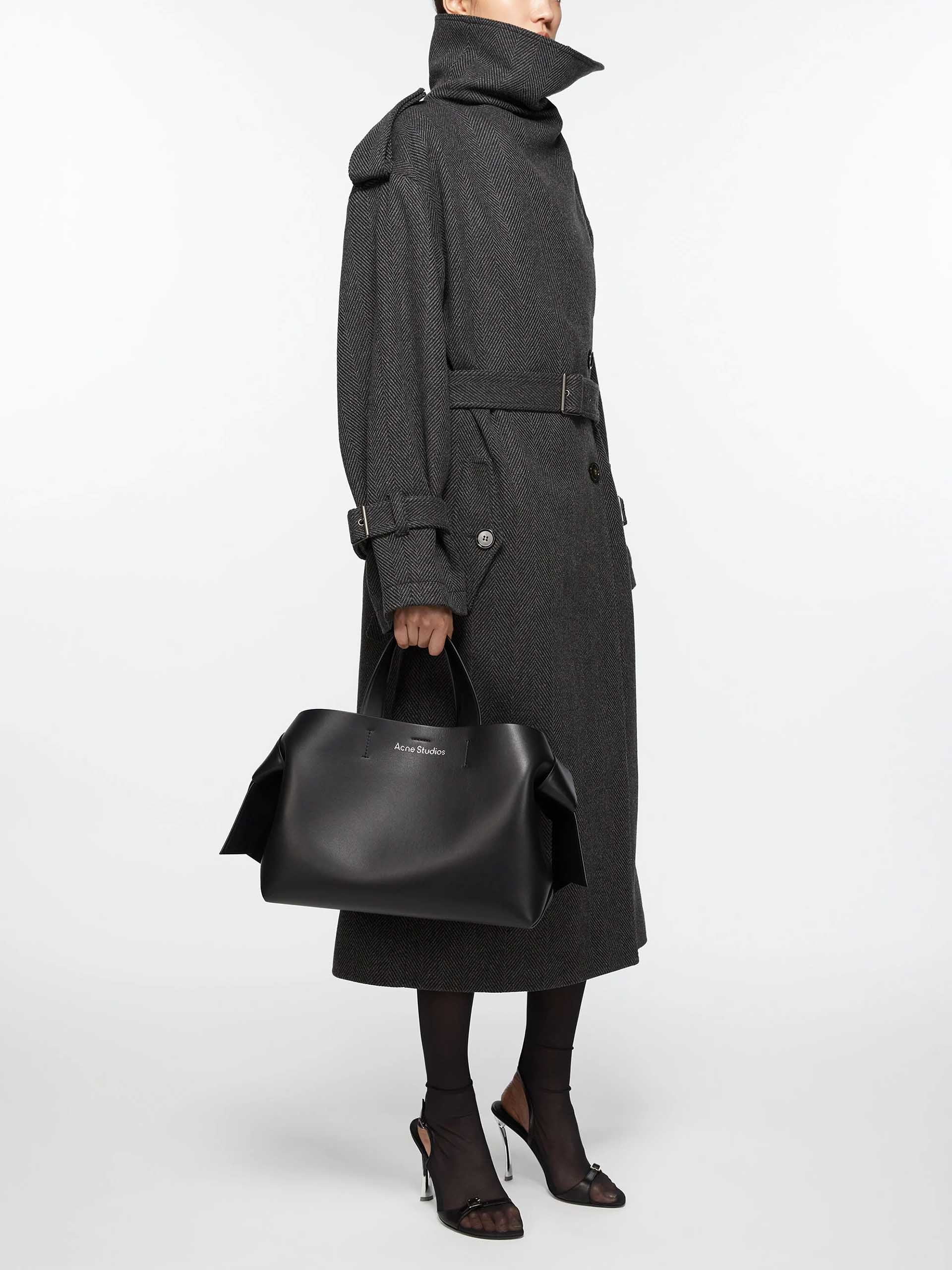 ACNE STUDIOS - Musubi Tote Bag aus Leder in Schwarz - Black