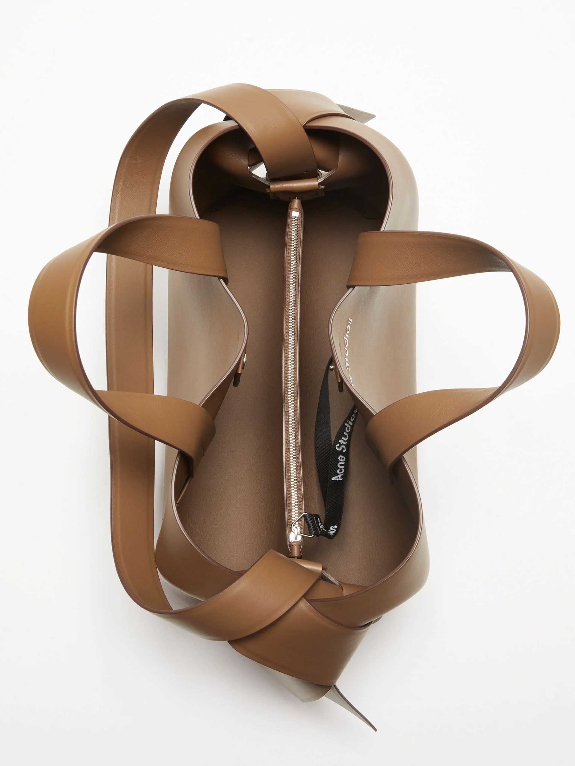 ACNE STUDIOS - Musubi Tote Bag aus Leder in Camel Braun - Camel brown