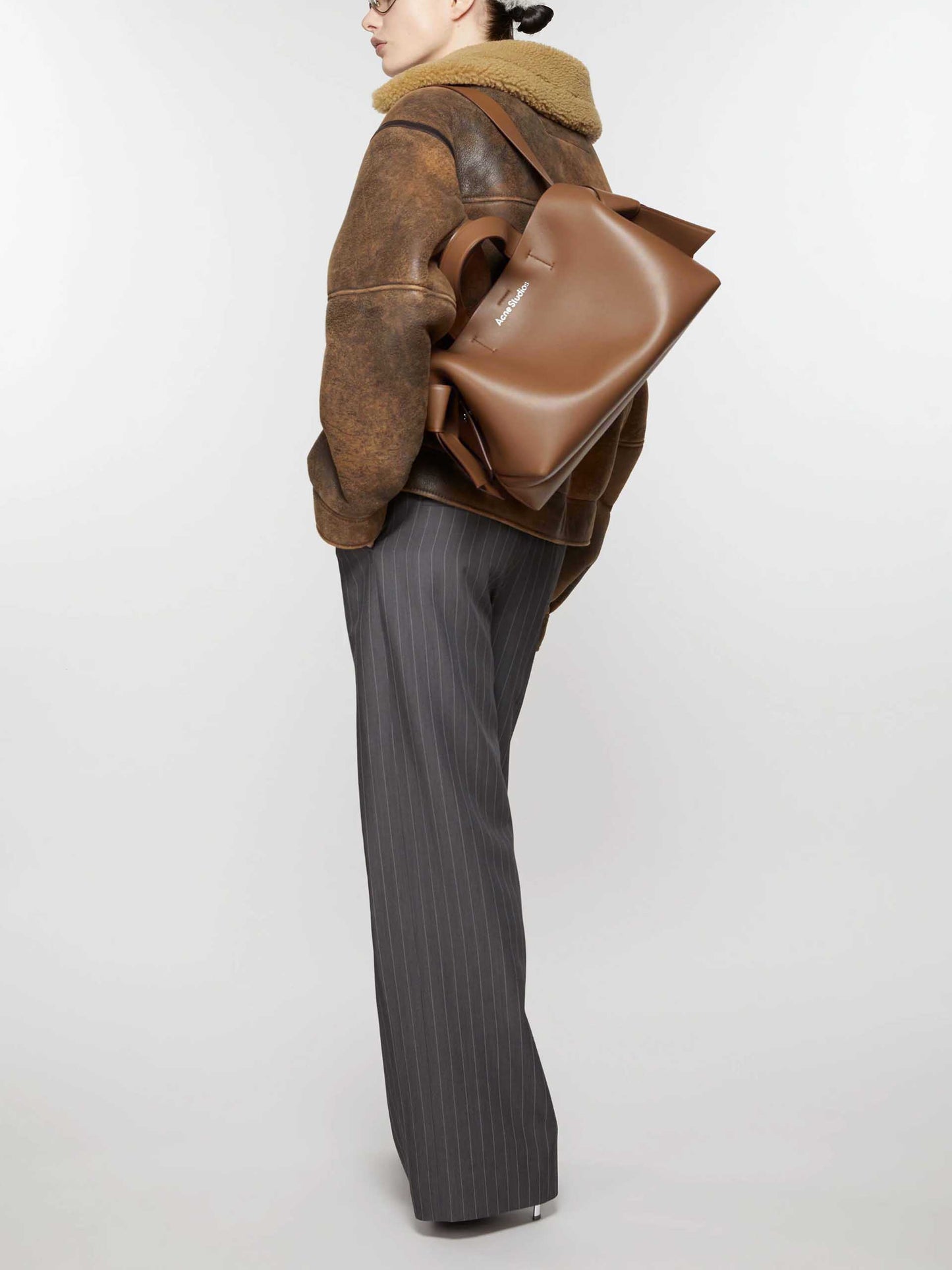 ACNE STUDIOS - Musubi Tote Bag aus Leder in Camel Braun - Camel brown