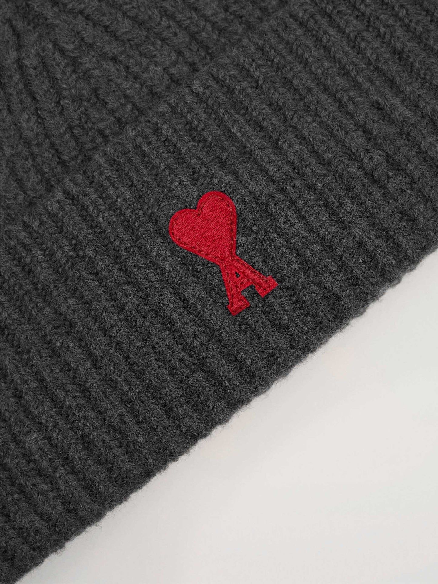 AMI PARIS - Ami De Coeur Mütze aus Merinowolle in Grau / Rot - Grey / Red