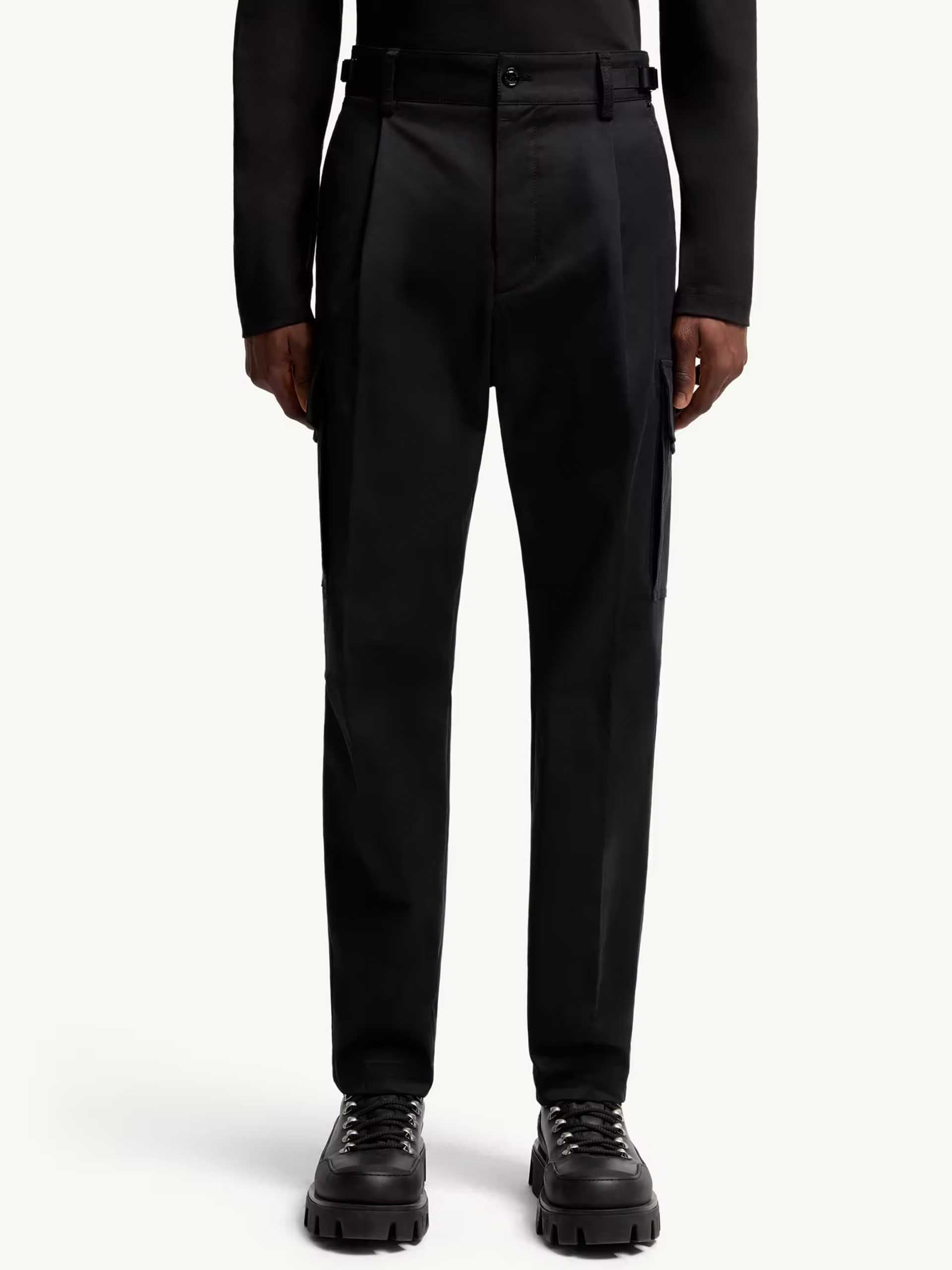 MONCLER - Cargohose aus Stretch-Gabardine für Herren