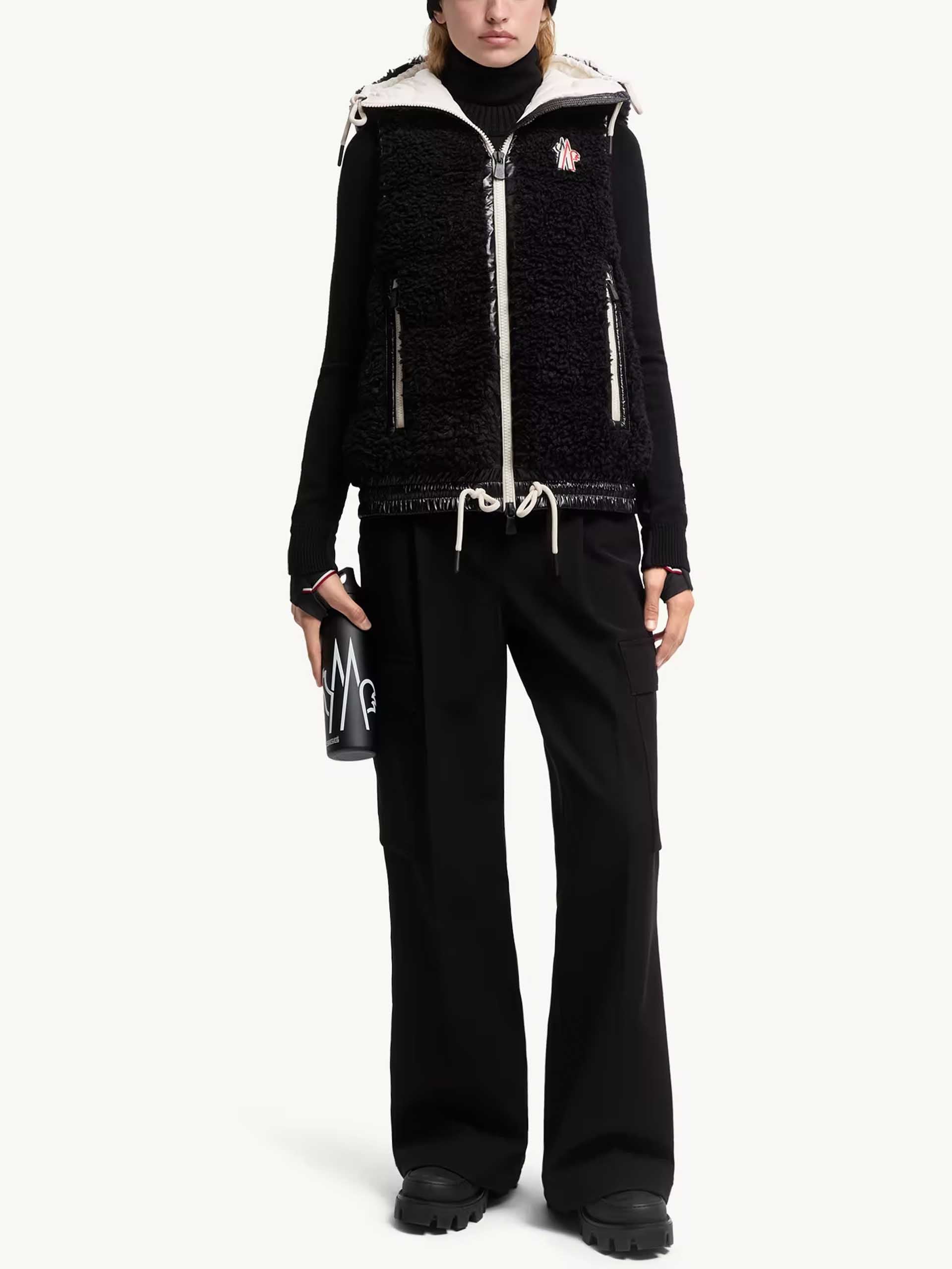 MONCLER GRENOBLE - Daunenweste aus Teddy-Fleece für Damen in Schwarz - Black