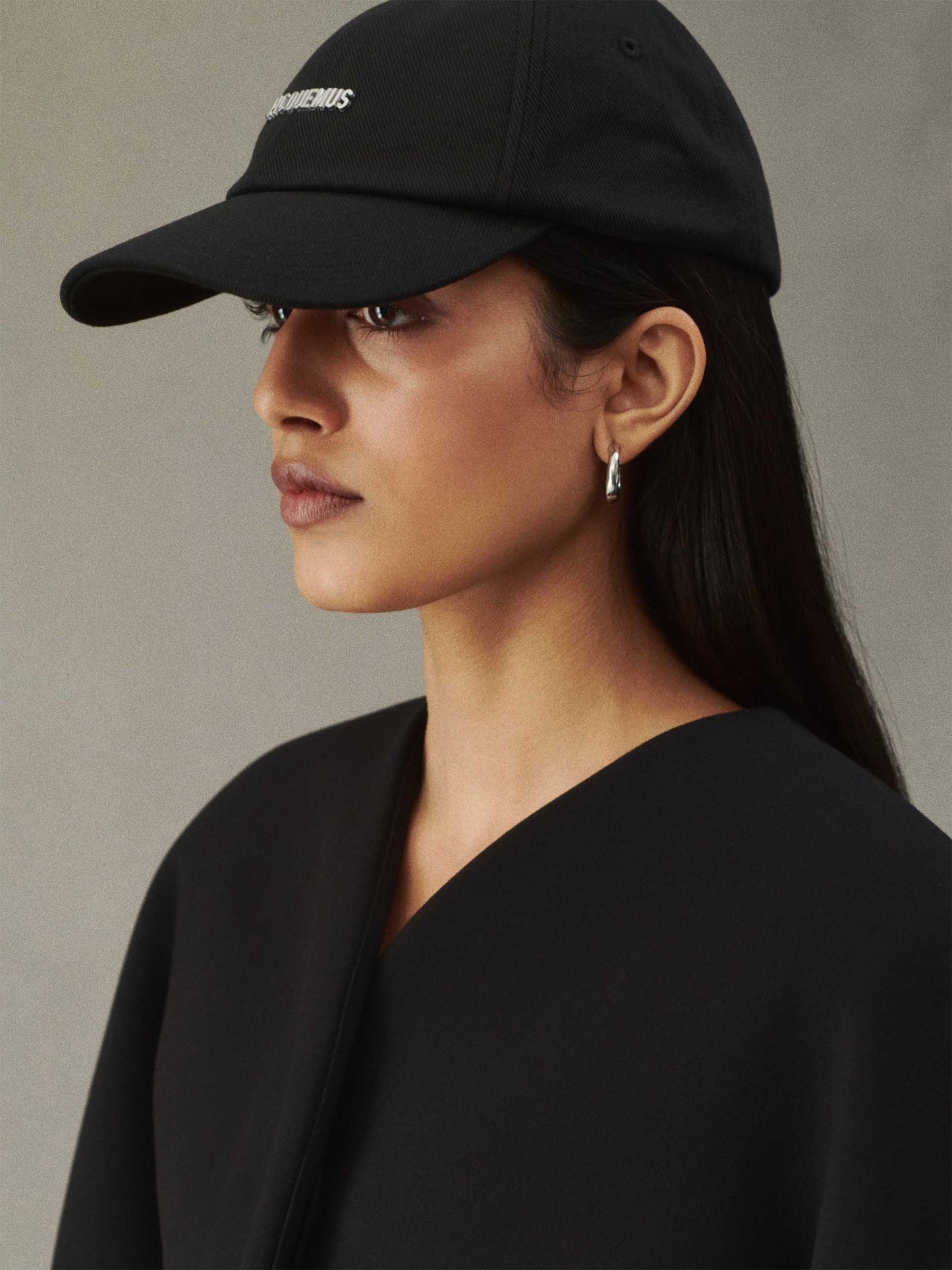 JACQUEMUS - Baseballkappe Gadjo mit Logo in Schwarz - Black