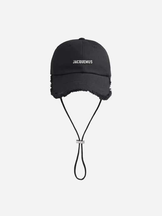 JACQUEMUS - Logo-Baseballkappe Artichaut mit Fransen in Schwarz - Black