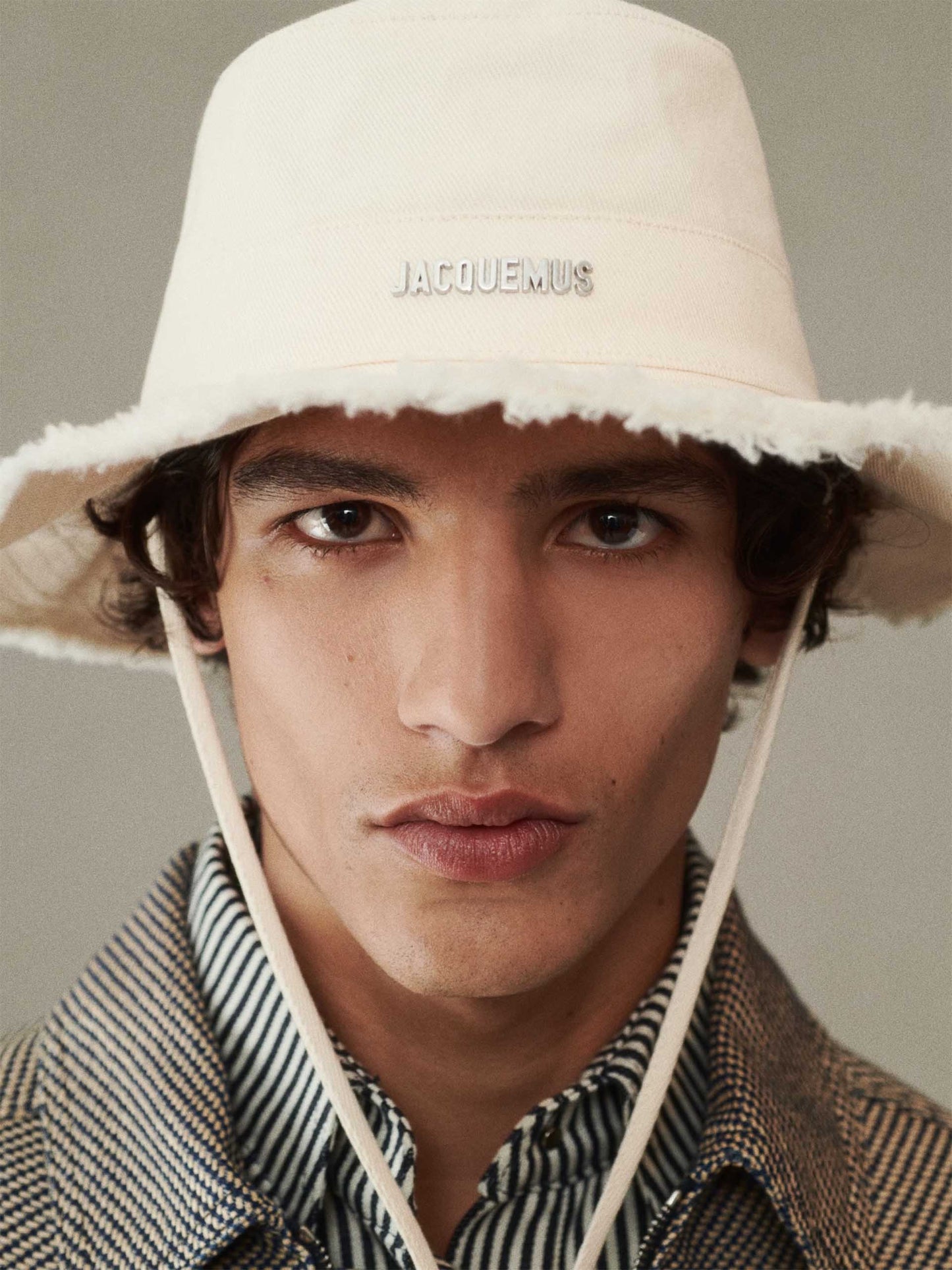 JACQUEMUS - Bucket Hat Artichaut mit Fransen