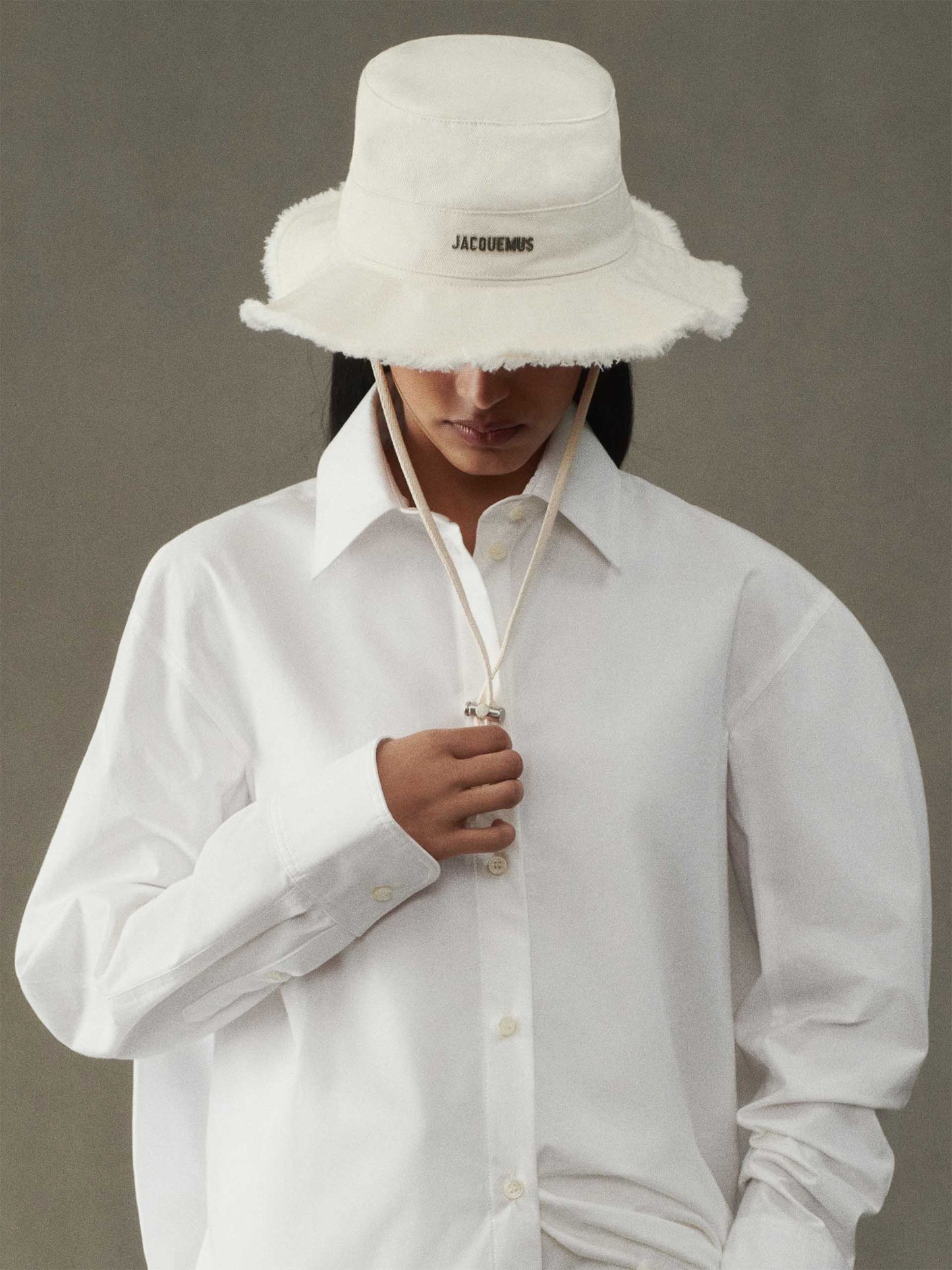 JACQUEMUS - Bucket Hat Artichaut mit Fransen