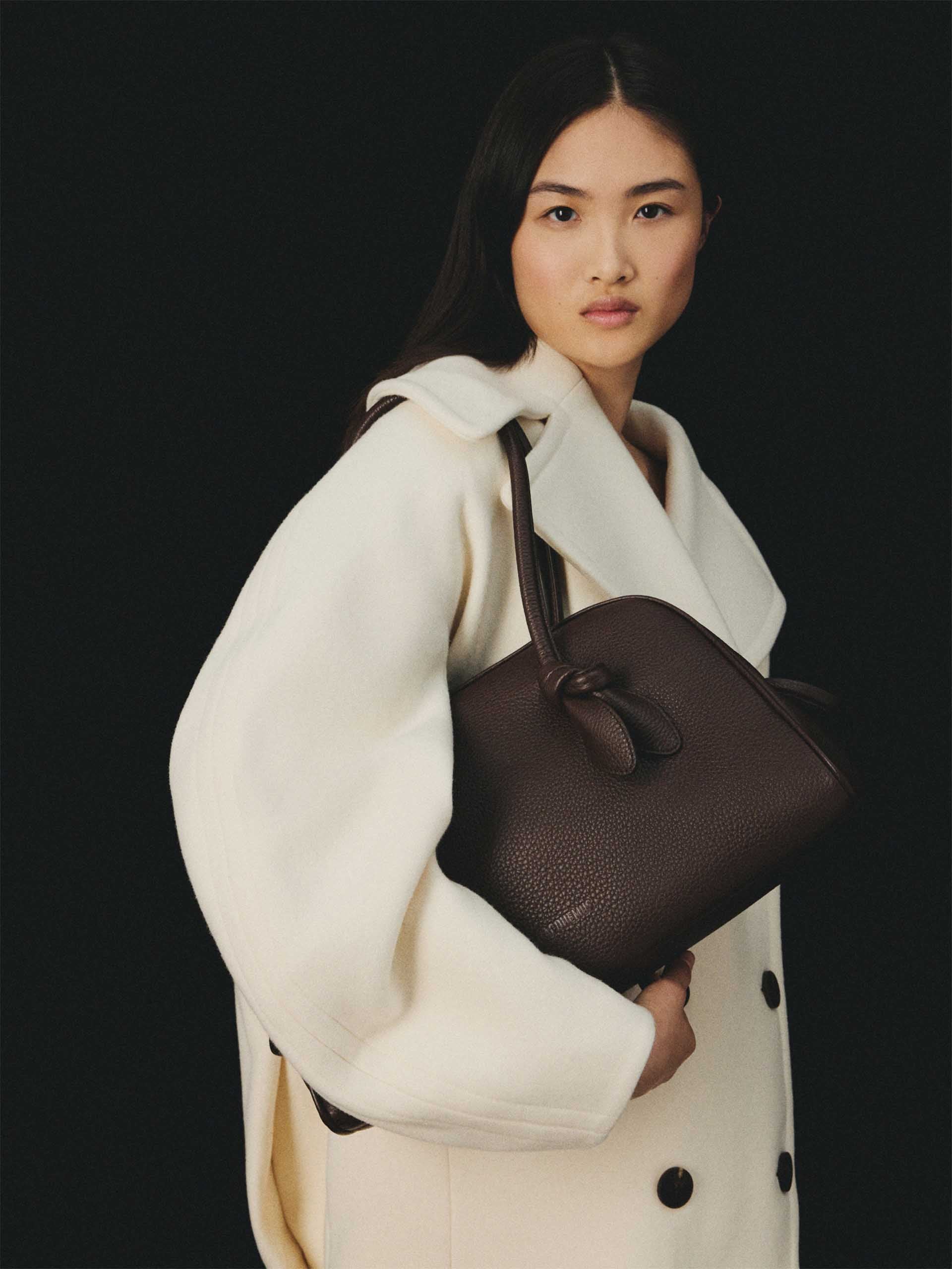 JACQUEMUS - Tote Bag Turismo Medium aus Leder in Dunkelbraun - Dark brown