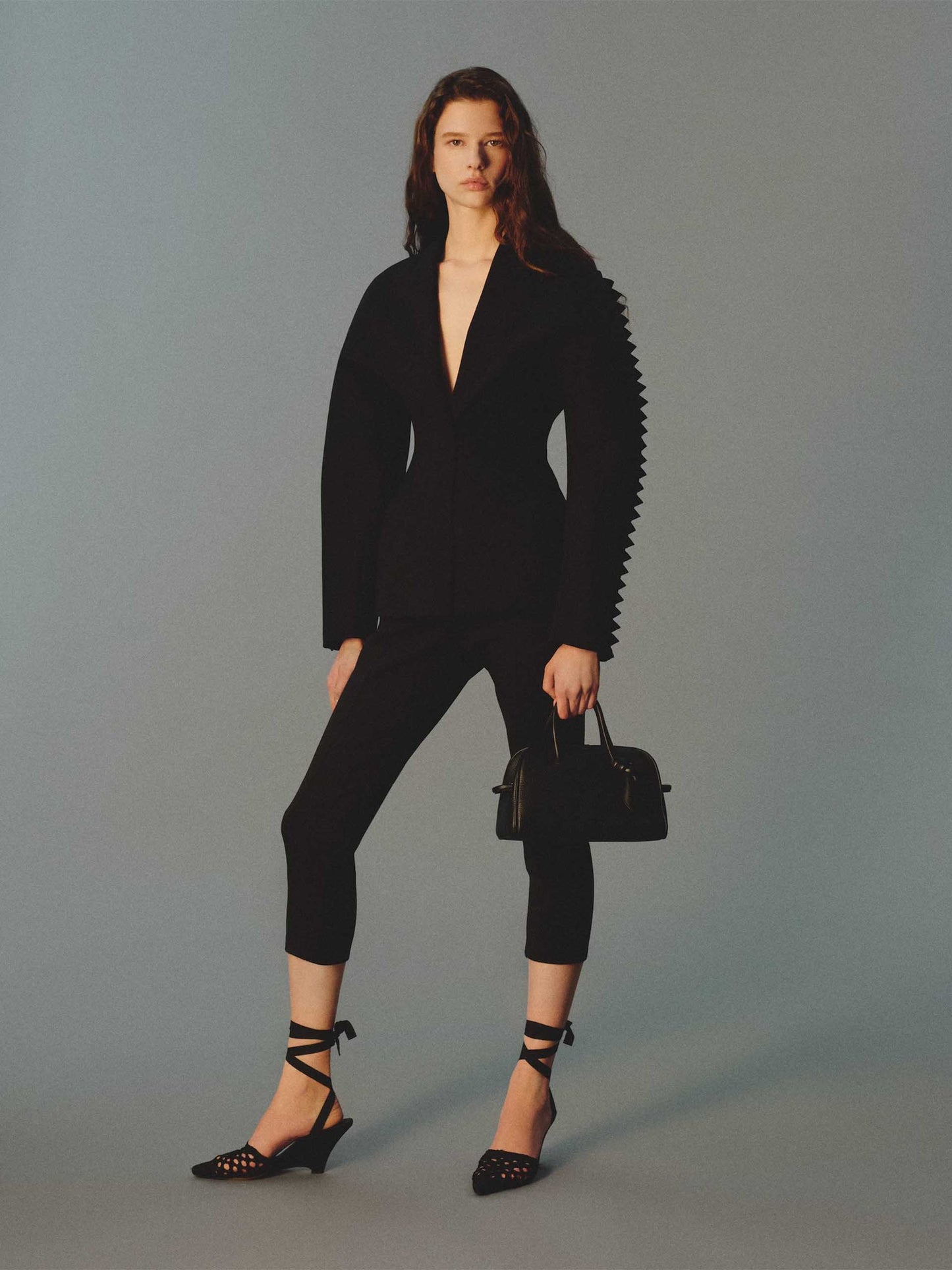 JACQUEMUS - Tasche Turismo Small aus Leder in Schwarz - Black