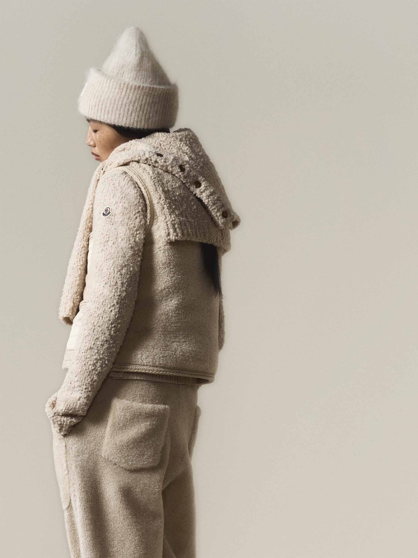 MONCLER - Cardigan aus Bouclé und Teddy für Damen in Creme Beige