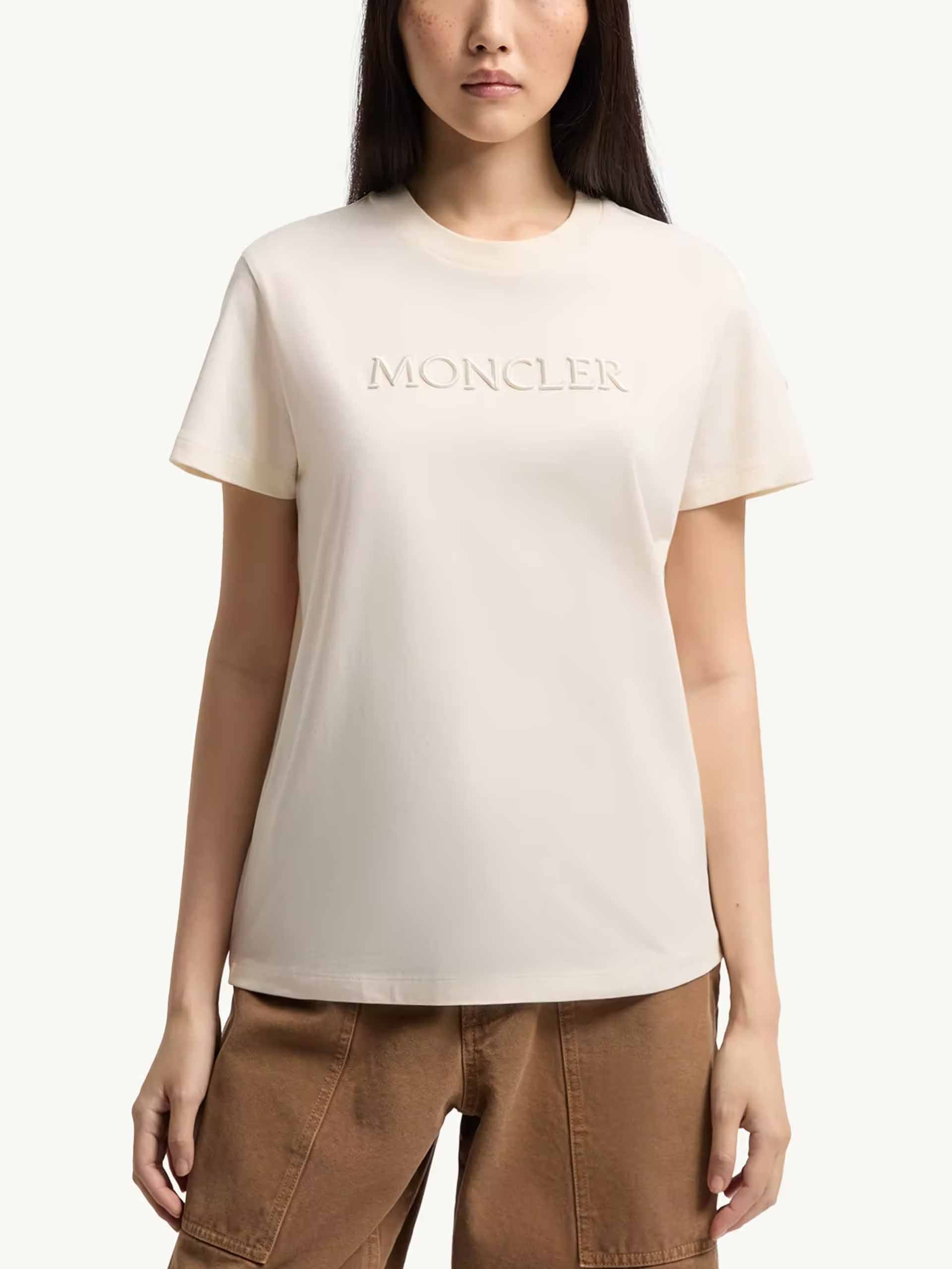MONCLER - T-Shirt mit Logo-Stickerei für Damen in Off-White