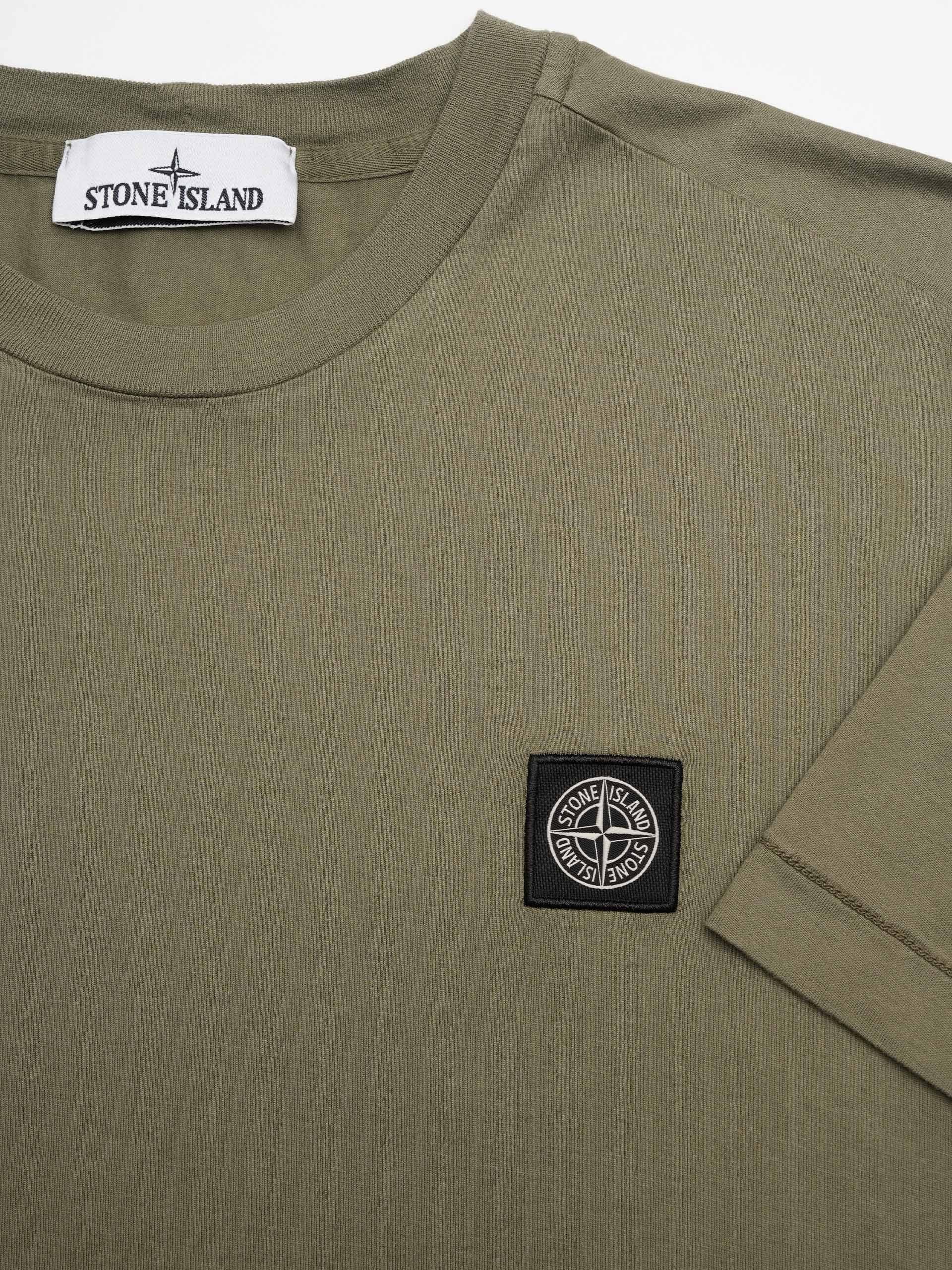STONE ISLAND - Basic-T-Shirt mit Logo-Patch für Herren in Militärgrün - Military green