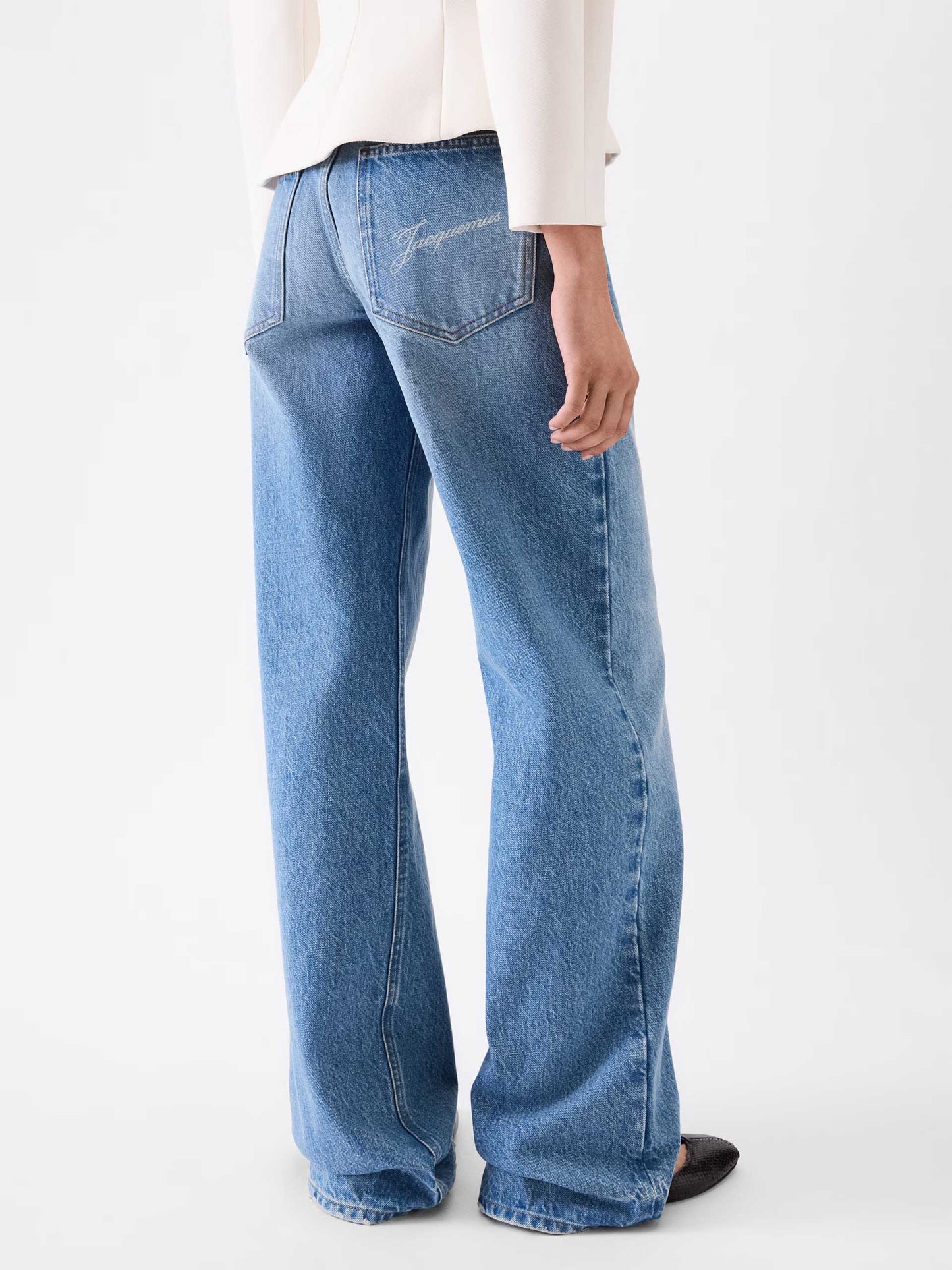 JACQUEMUS - Mid-Rise Wide-Leg Jeans de-Nîmes für Damen Indigoblau Washed