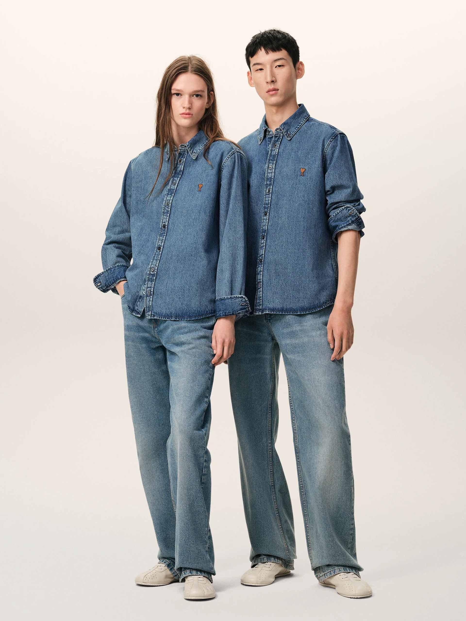 AMI PARIS - Ami De Coeur denim shirt with logo embroidery – NEW