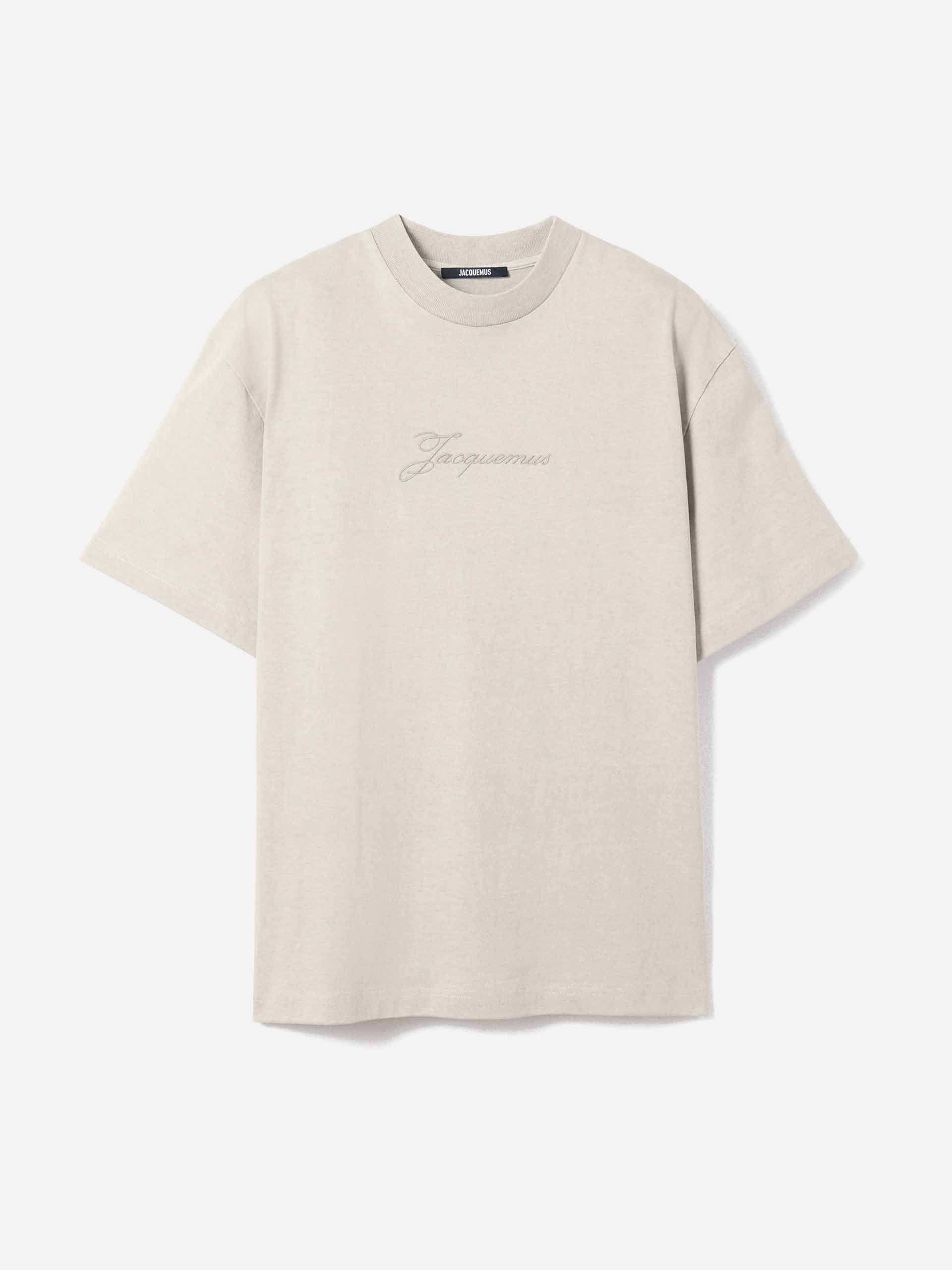 JACQUEMUS ロゴ プリント ホワイト ベージュ Tシャツ JACQUEMUS - Pigmento logo T-shirt for men – NEW TAKE FIVE