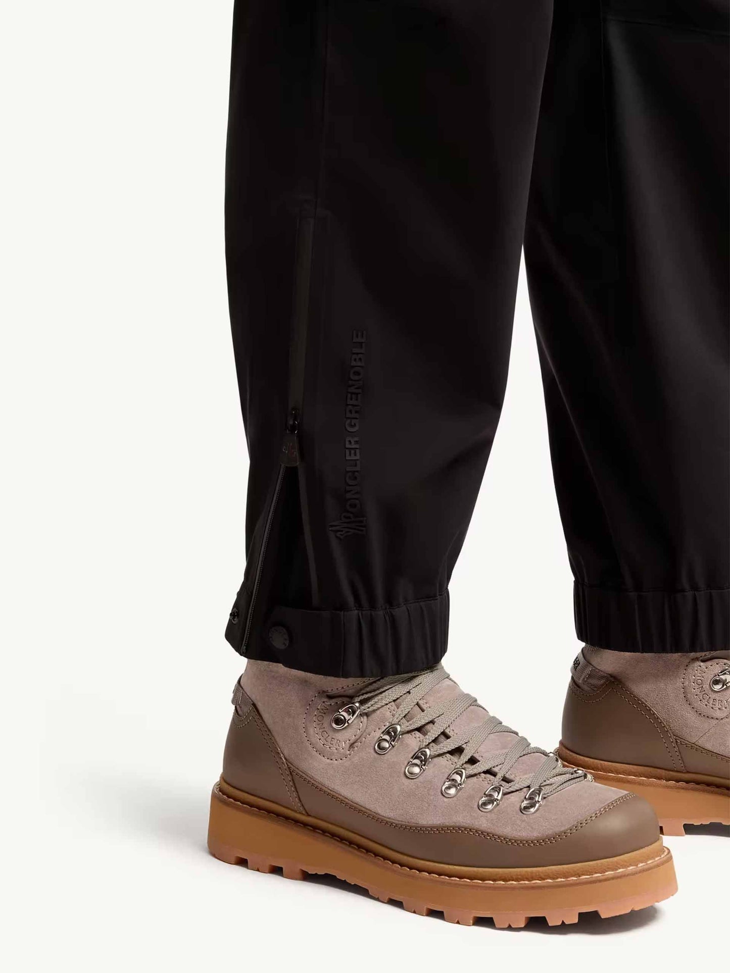Pants in GORE-TEX for men