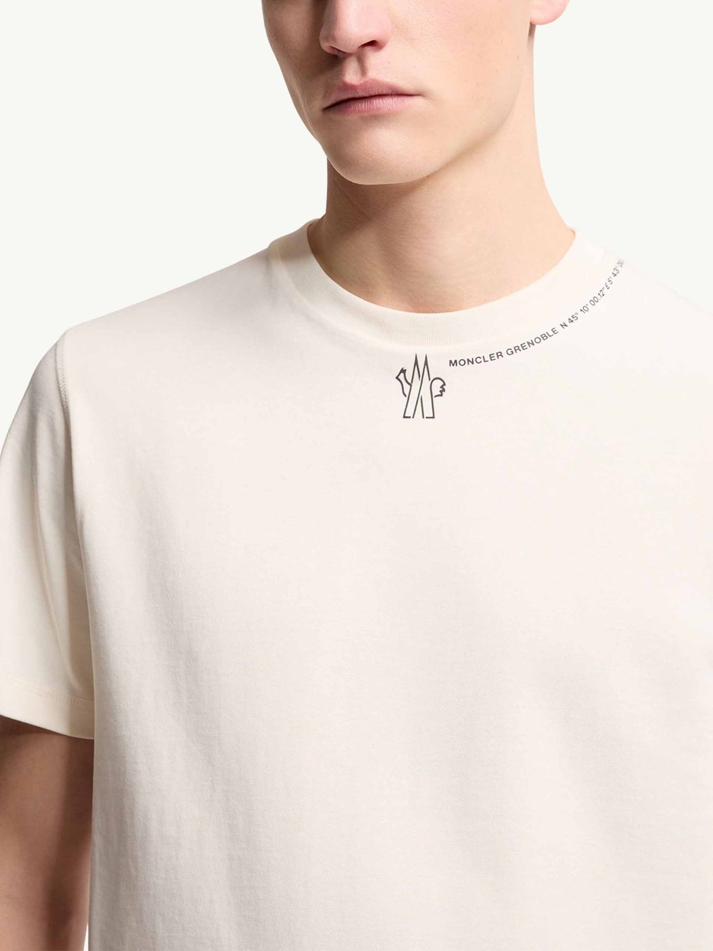 MONCLER GRENOBLE - T-Shirt aus Baumwolle mit Logo für Herren Off-White