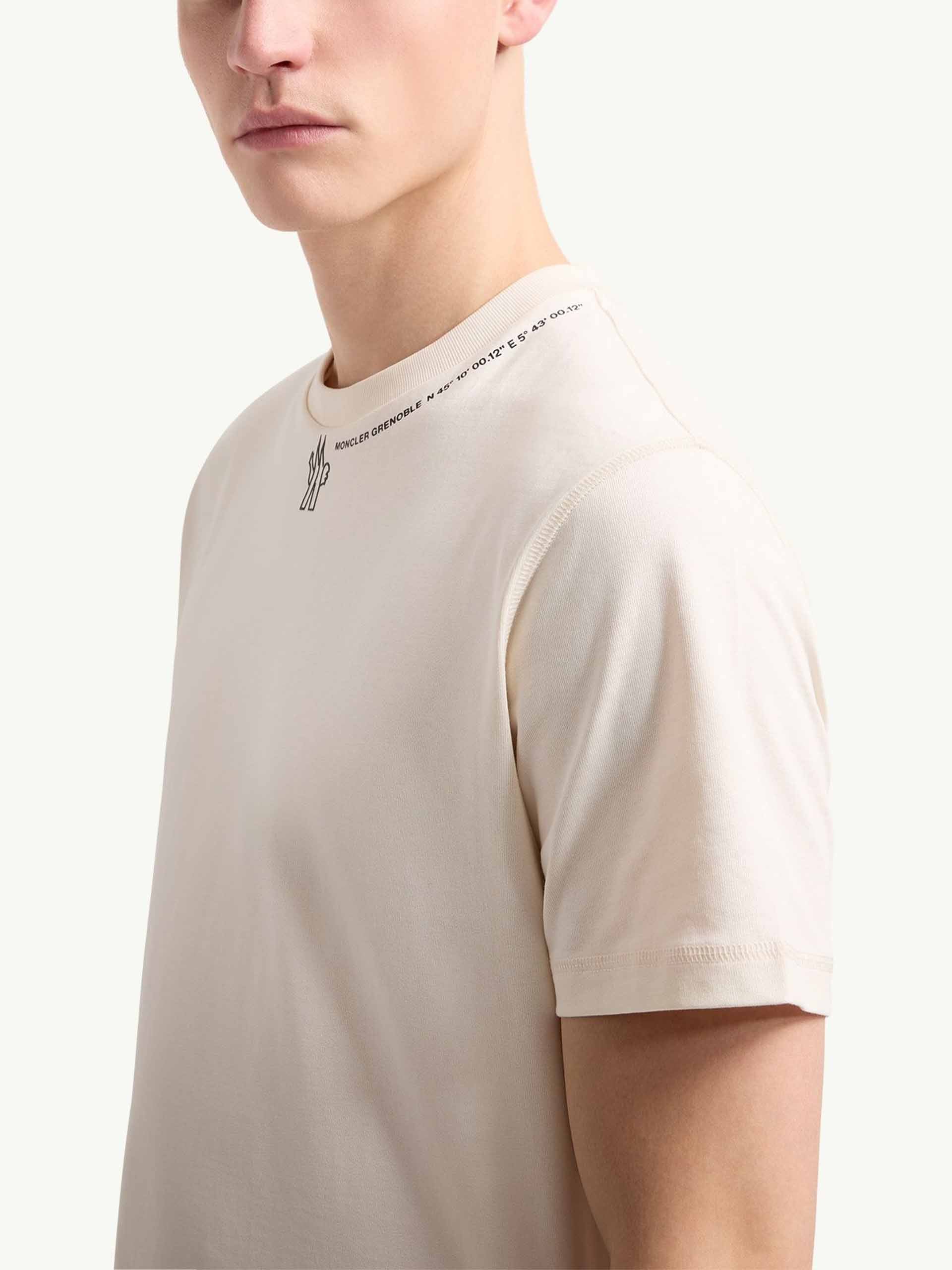 MONCLER GRENOBLE - T-Shirt aus Baumwolle mit Logo für Herren Off-White