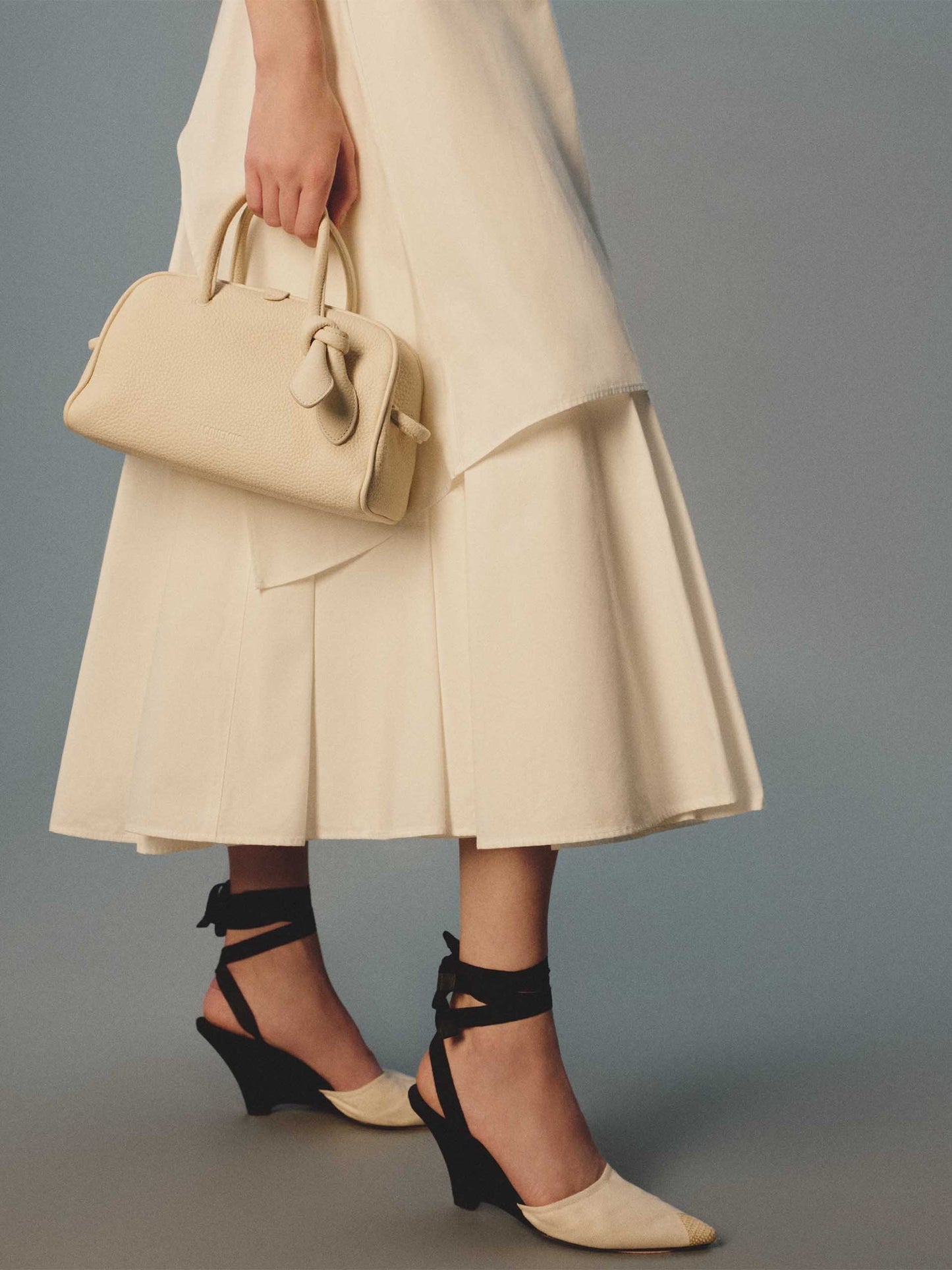 Jacquemus Le Petit Turismo Small Bag Cremeweiß - Cream White