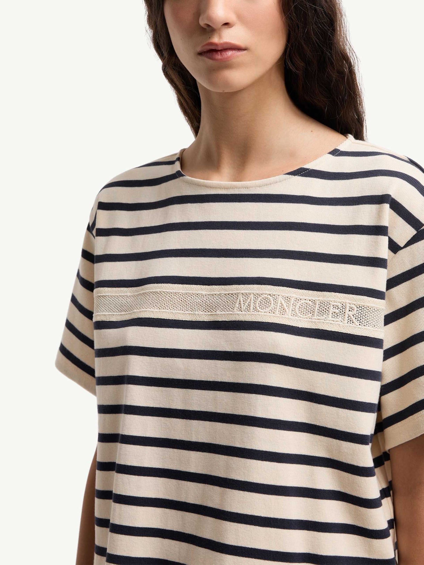 MONCLER - Gestreiftes Cropped-T-Shirt für Damen