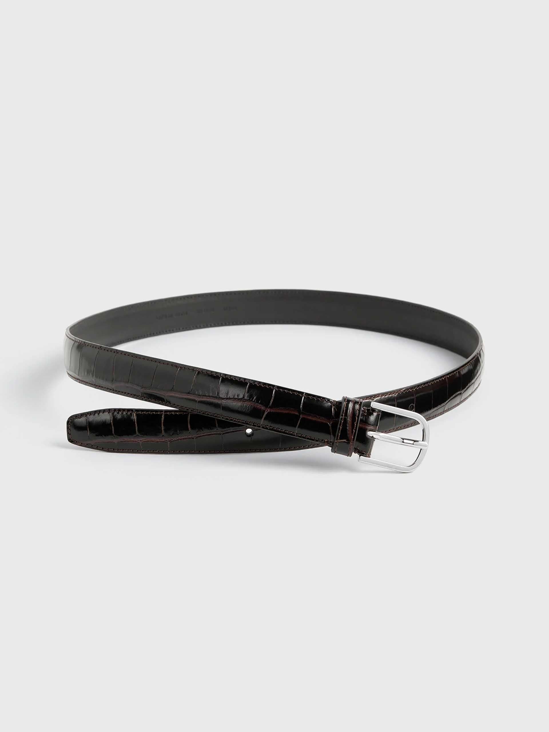 TOTEME - Ledergürtel mit Krokodilprägung - croco-embossed belt chocolate Dunkelbraun