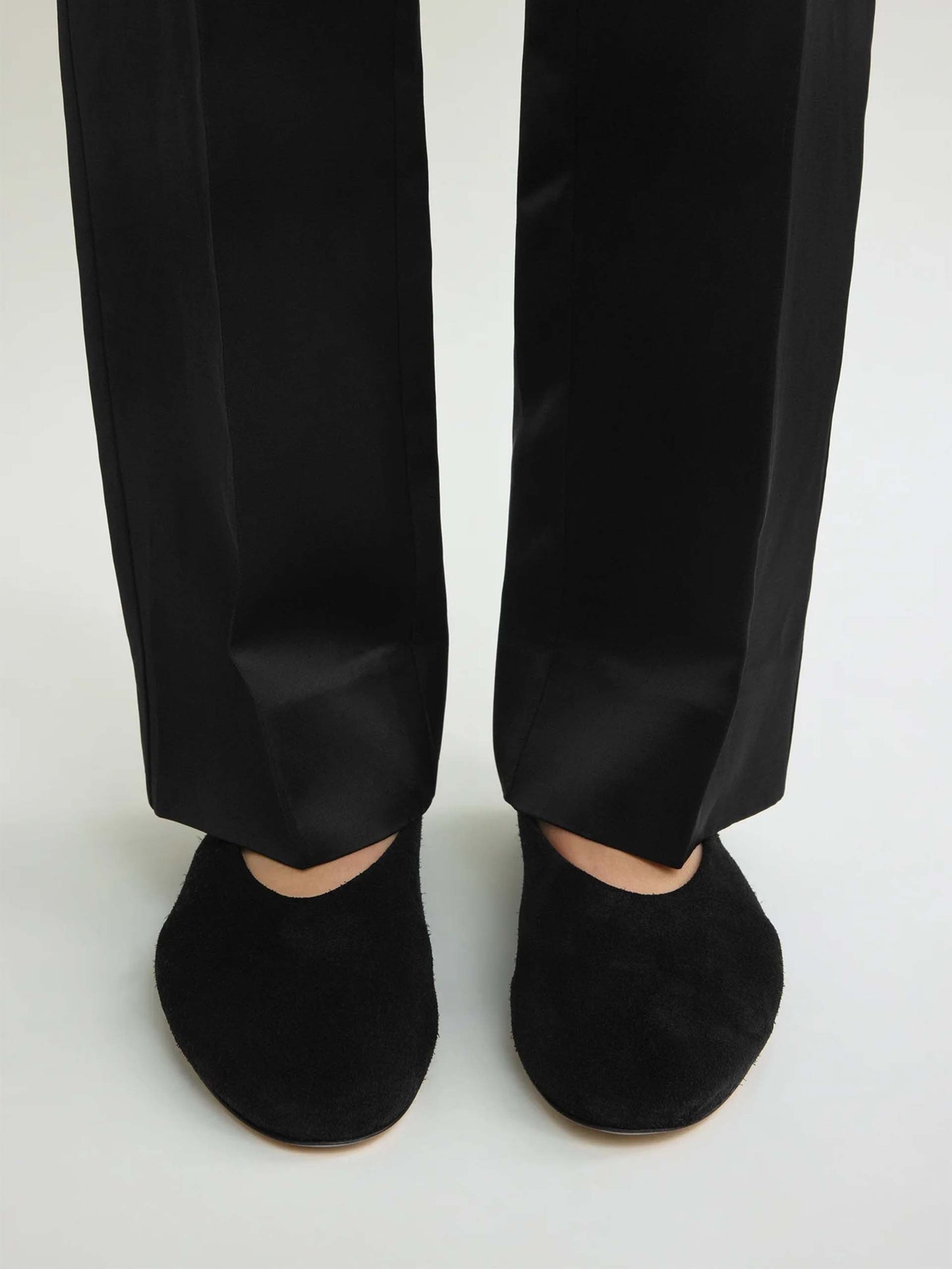 TOTEME - Slip-Ballerinas aus Veloursleder für Damen
