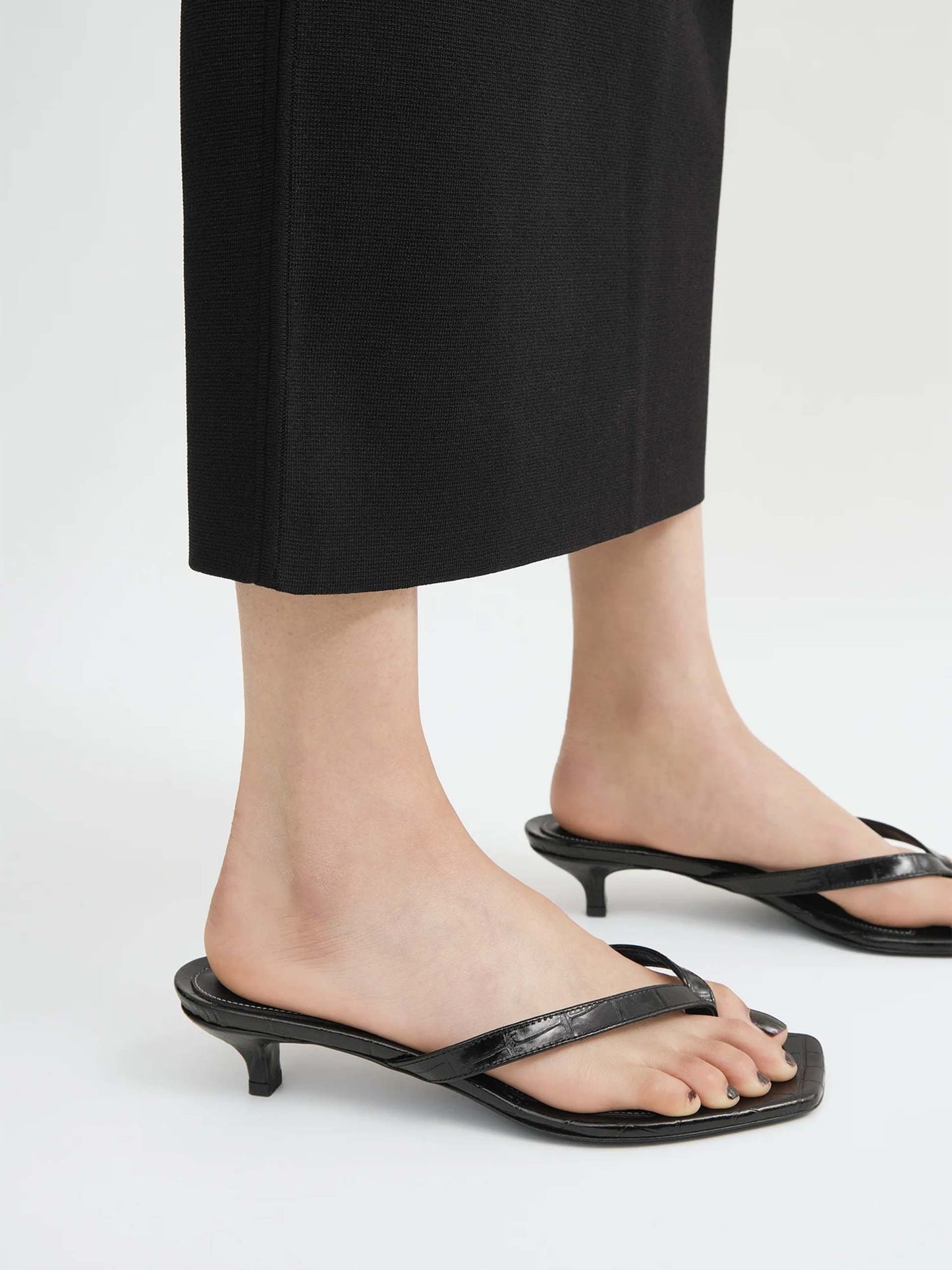 TOTEME - Flip-Flops mit Absatz für Damen