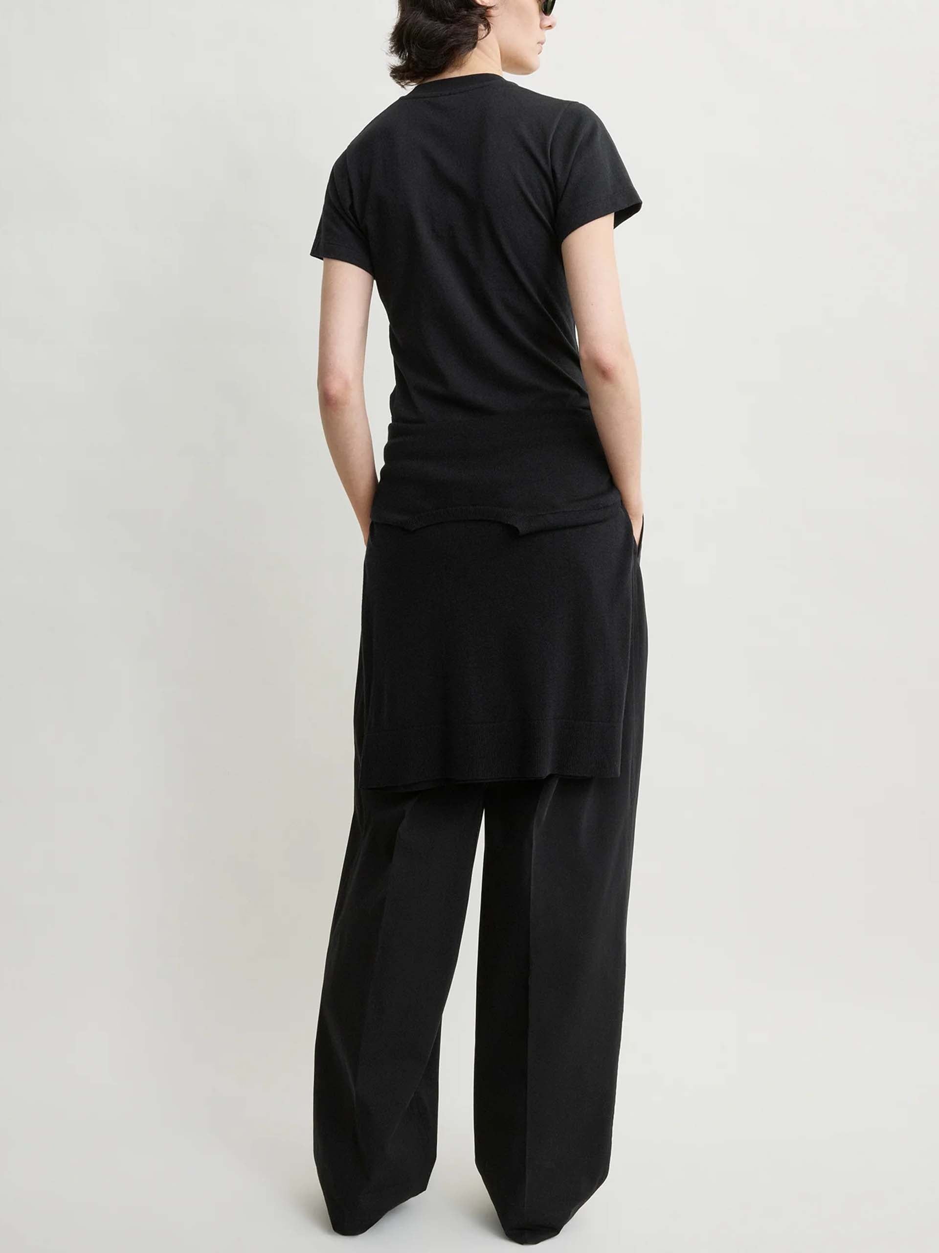 Toteme – T-Shirt mit V-Ausschnitt für Damen Schwarz - Black