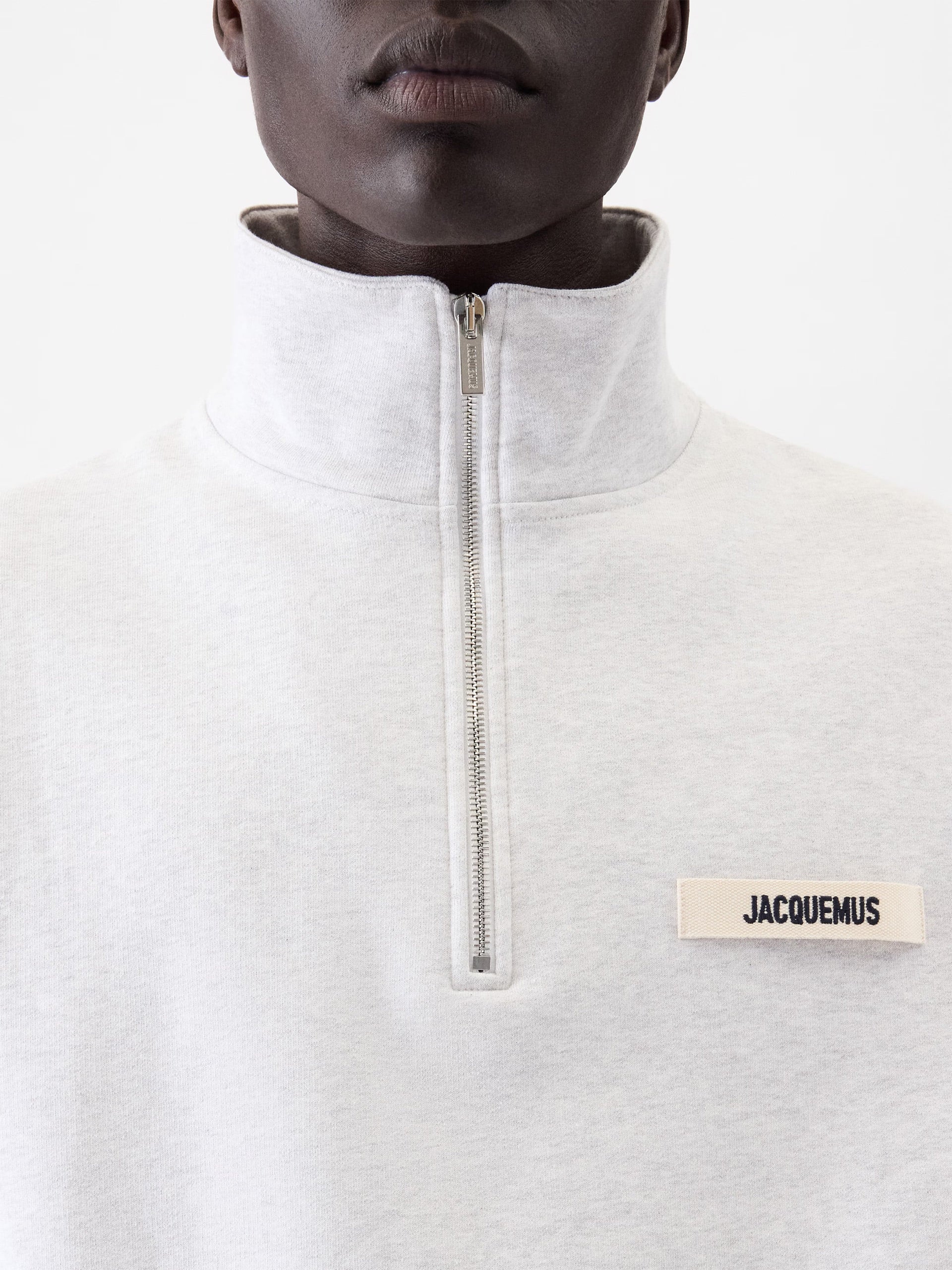Jacquemus – Half-Zip Sweatshirt Gros Grain für Herren Hellgrau - Light Grey
