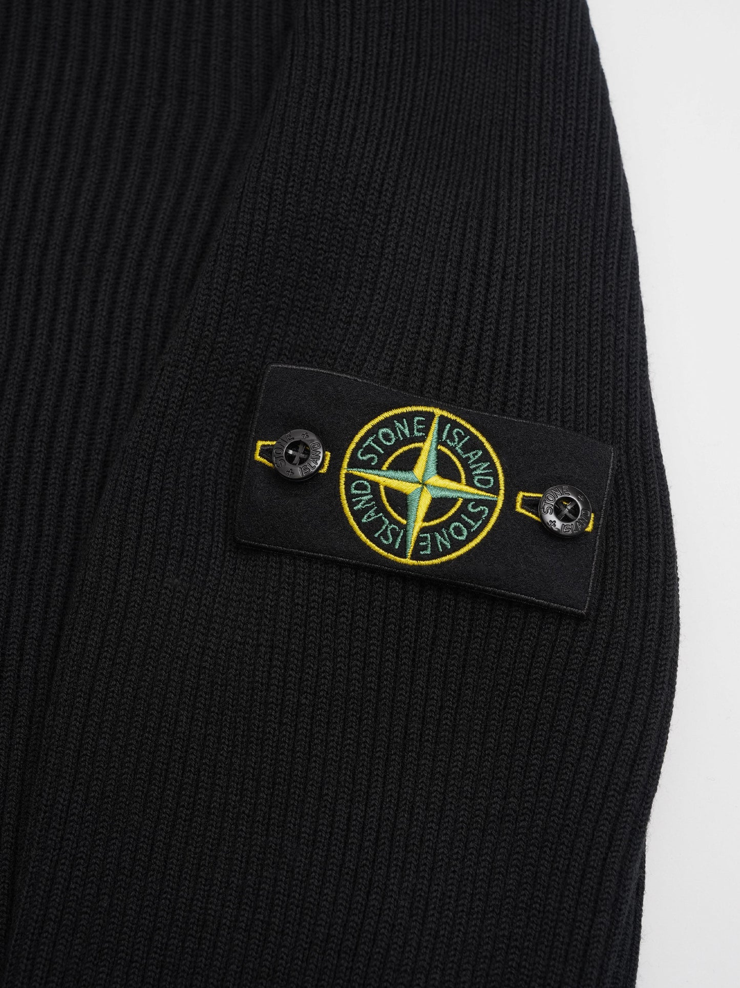STONE ISLAND - Gerippter Rollkragenpullover mit Logo-Patch für Herren