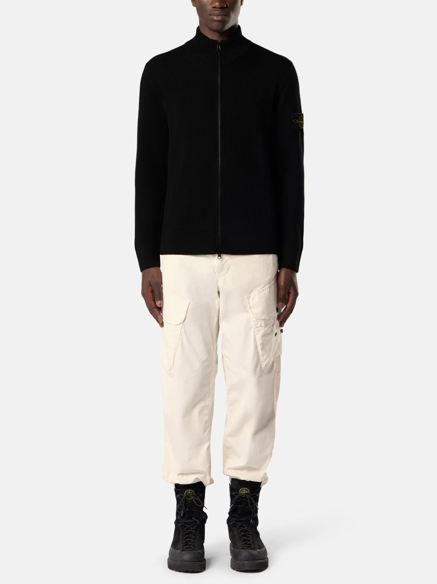 Stone Island – Gerippte Strickjacke mit Logo-Patch für Herren Schwarz - Black