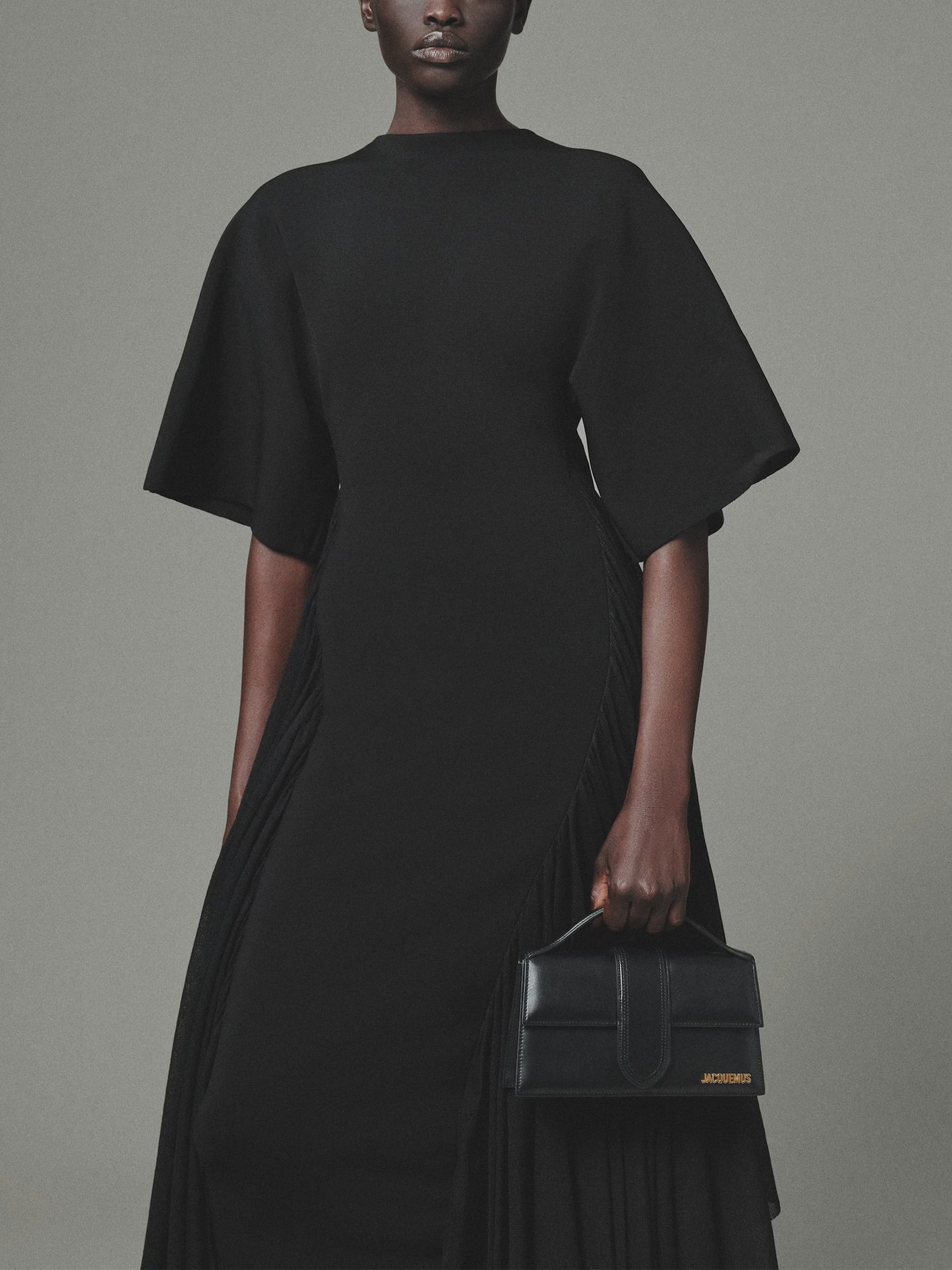 JACQUEMUS - Schultertasche Grand Bambino aus Leder