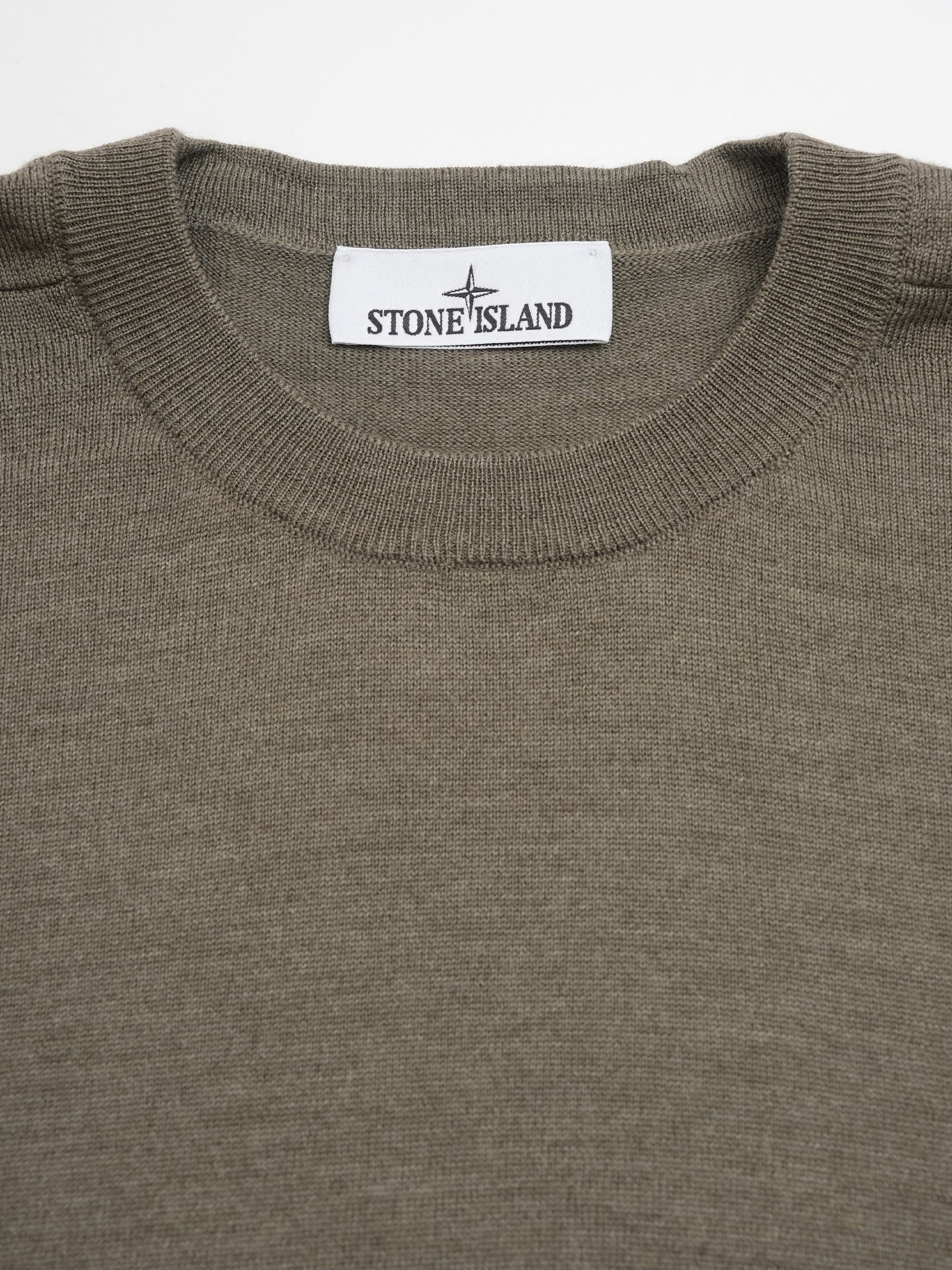 Stone Island – Rundhalspullover mit Kompass-Patch für Herren Salbeigrün - Sage green